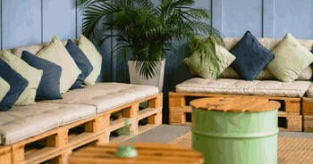 Tendencias DIY: Ideas para crear tus propios sofás con palets
