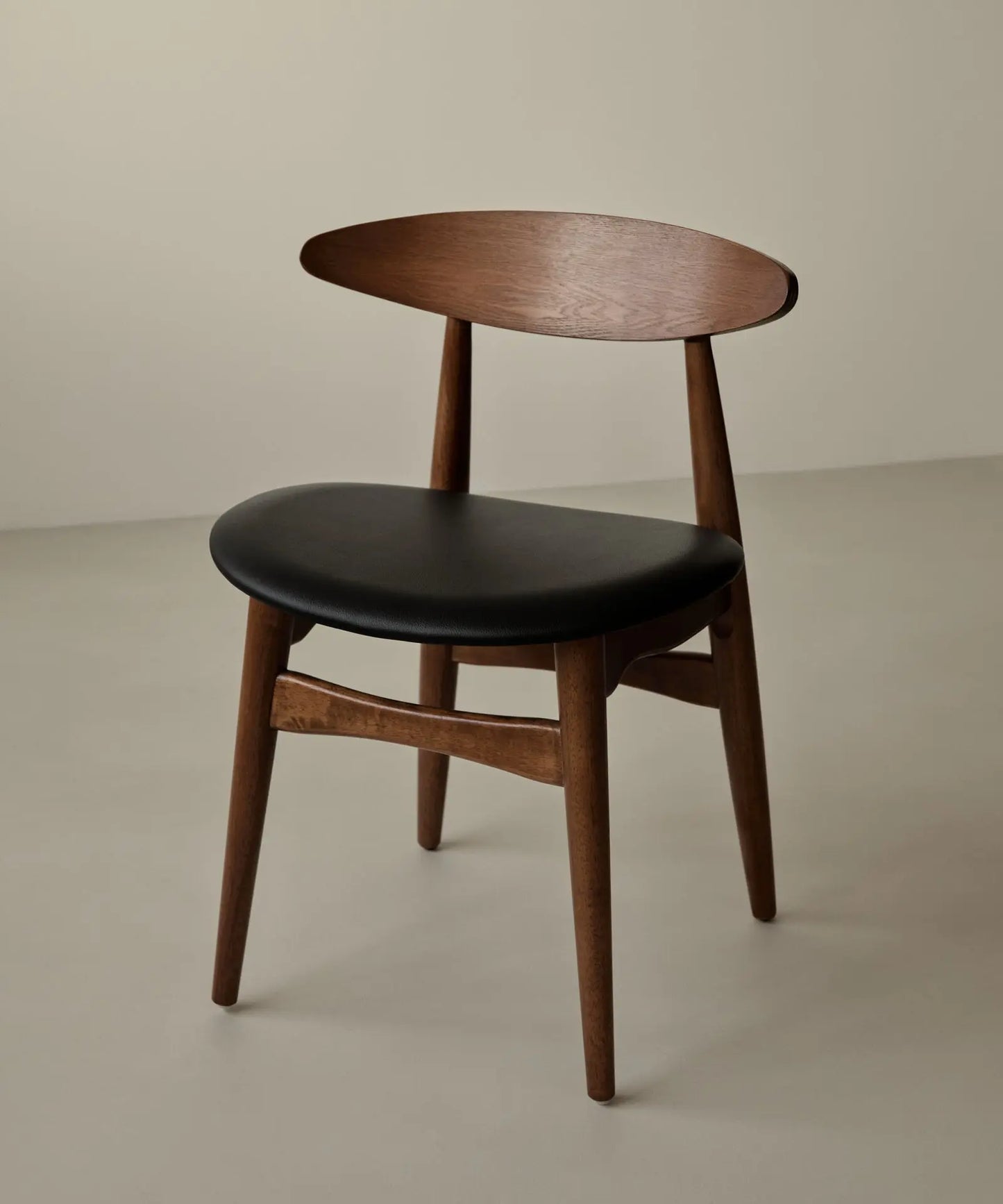 48289695727953 Silla de Comedor en Madera Acolchada Kyoto Sillas de Madera Northdeco