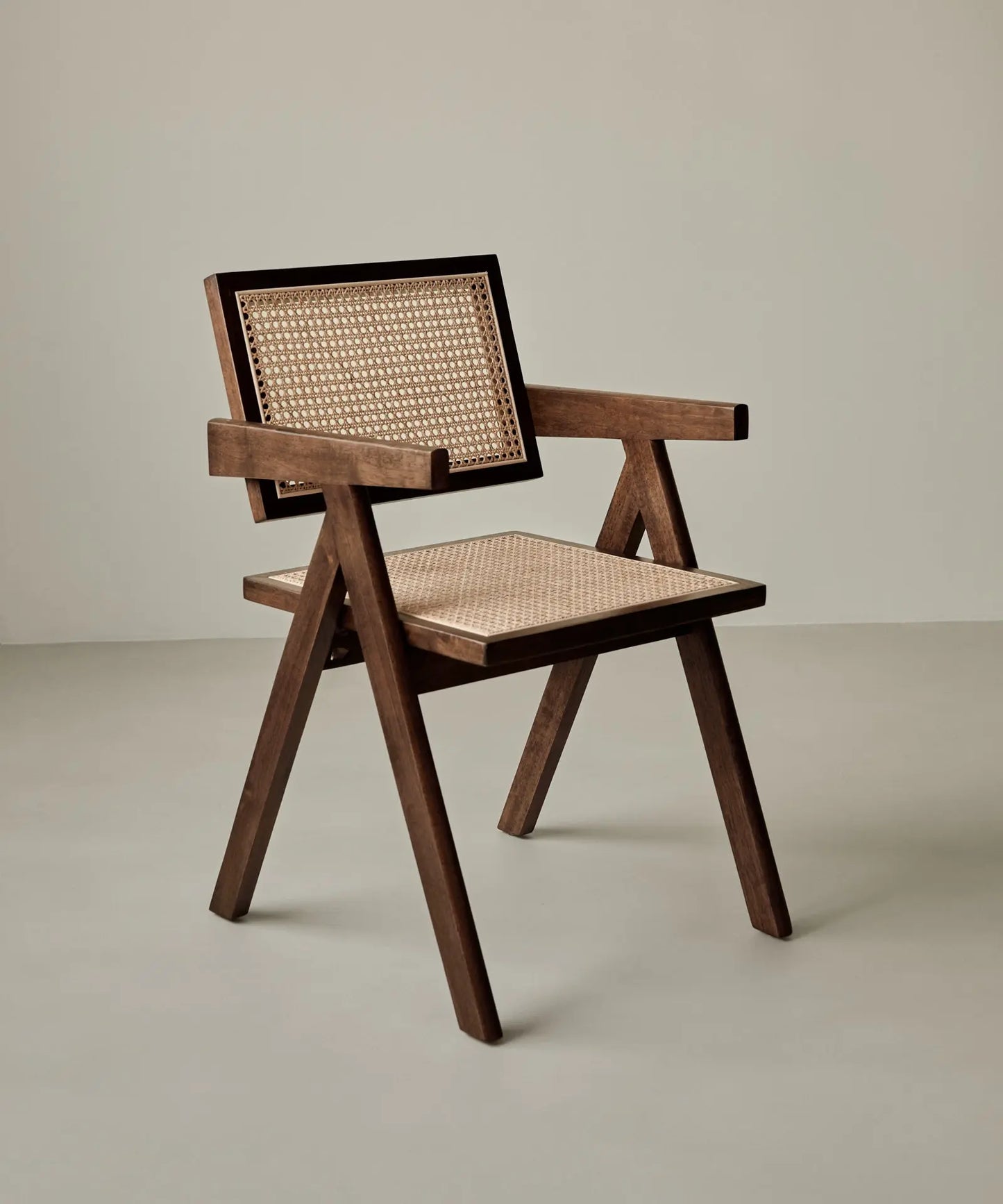 46640546054481 Silla de Comedor en Madera y Ratán con Reposabrazos Chiara Arms Sillas de Madera Northdeco