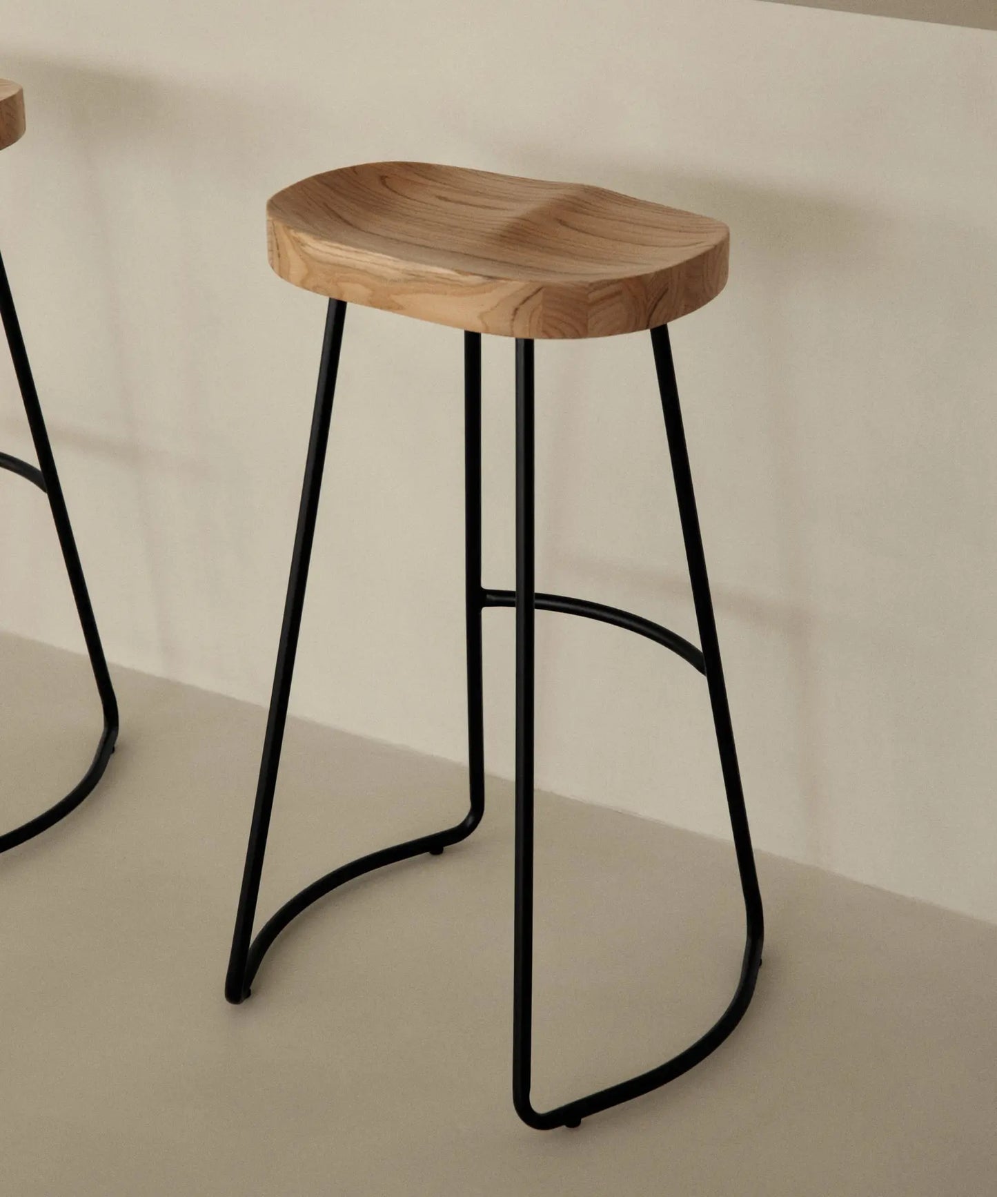 55534991737218 Taburete Alto en Acero y Madera Mel Taburetes Northdeco