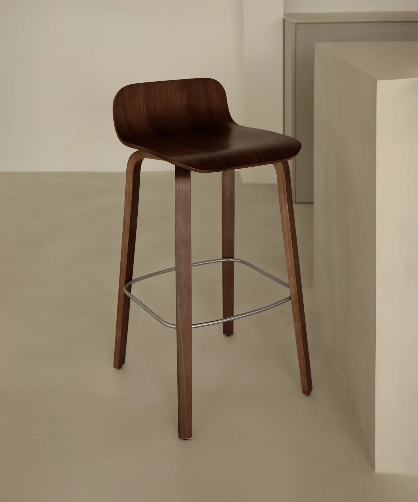 55215613772162 Taburete de madera Eira Taburetes Northdeco