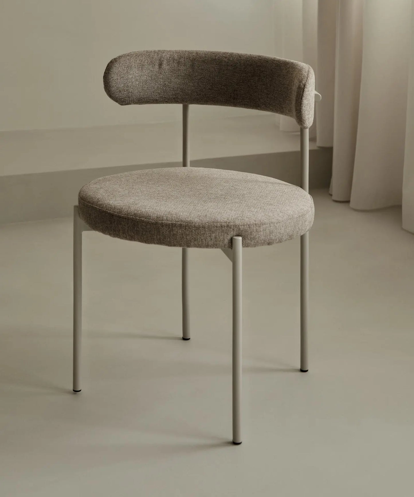 48631549231441 Silla de Comedor en Tela y Metal Alexia Sillas tapizadas Northdeco