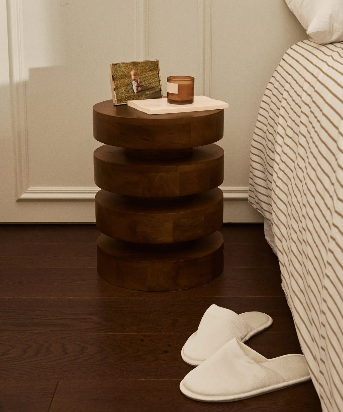 56846526120322 Mesa Auxiliar en Madera de Mango Bruna Mesas de Madera Northdeco