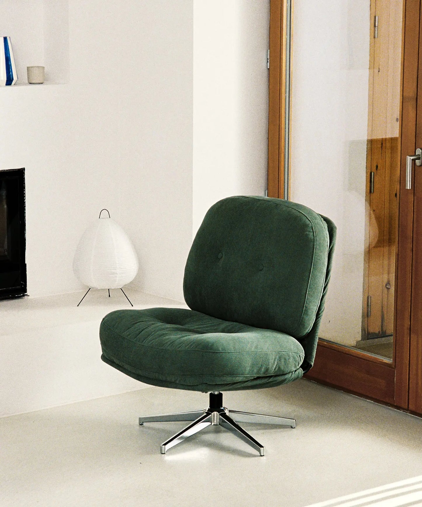 56585892692354 Sillón Giratorio Tapizado Orbit Sillones tapizados Northdeco