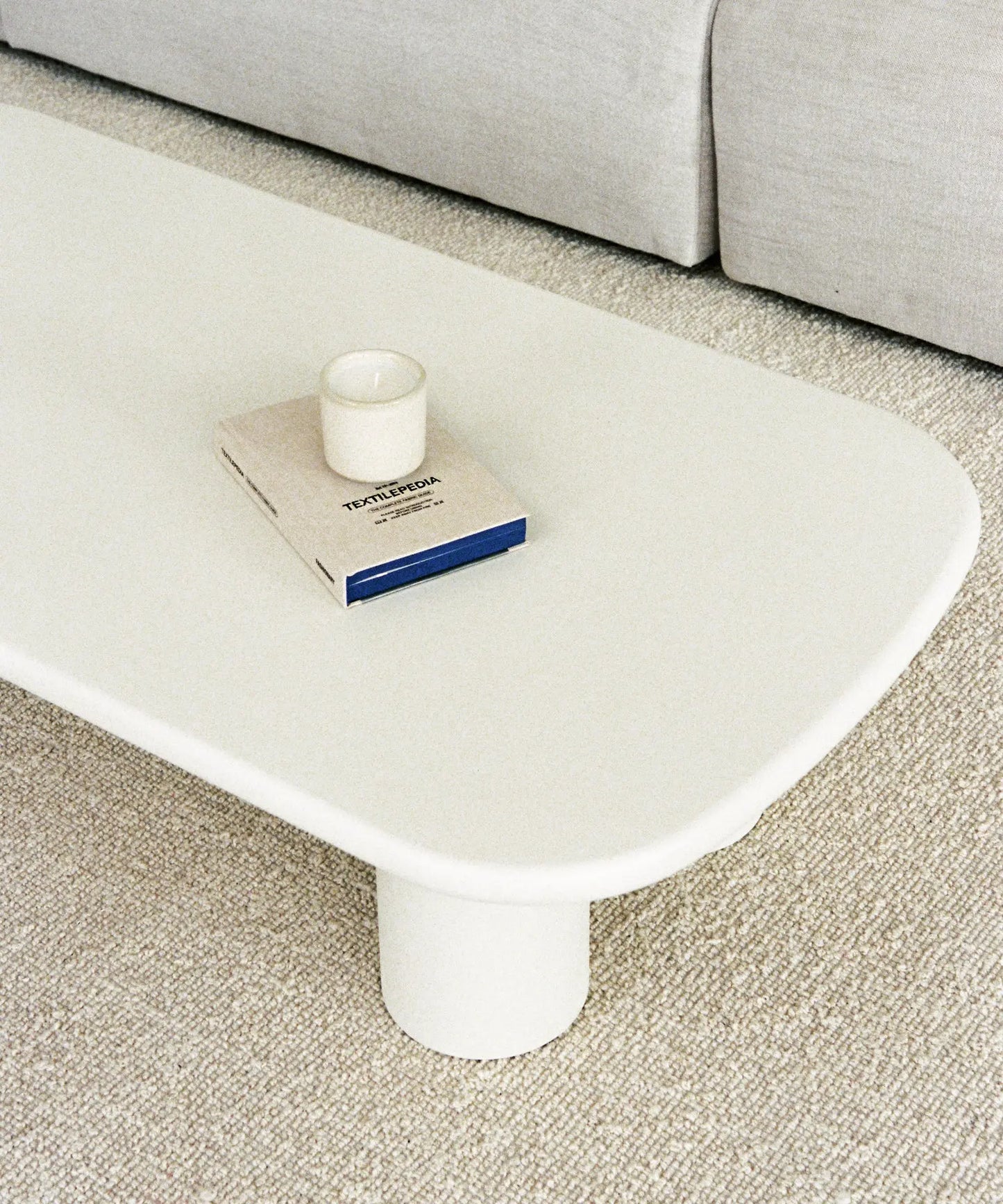 55284069302658 Mesa de Centro Alargada en Microcemento Sira (120 cm) Mesas de Centro Northdeco