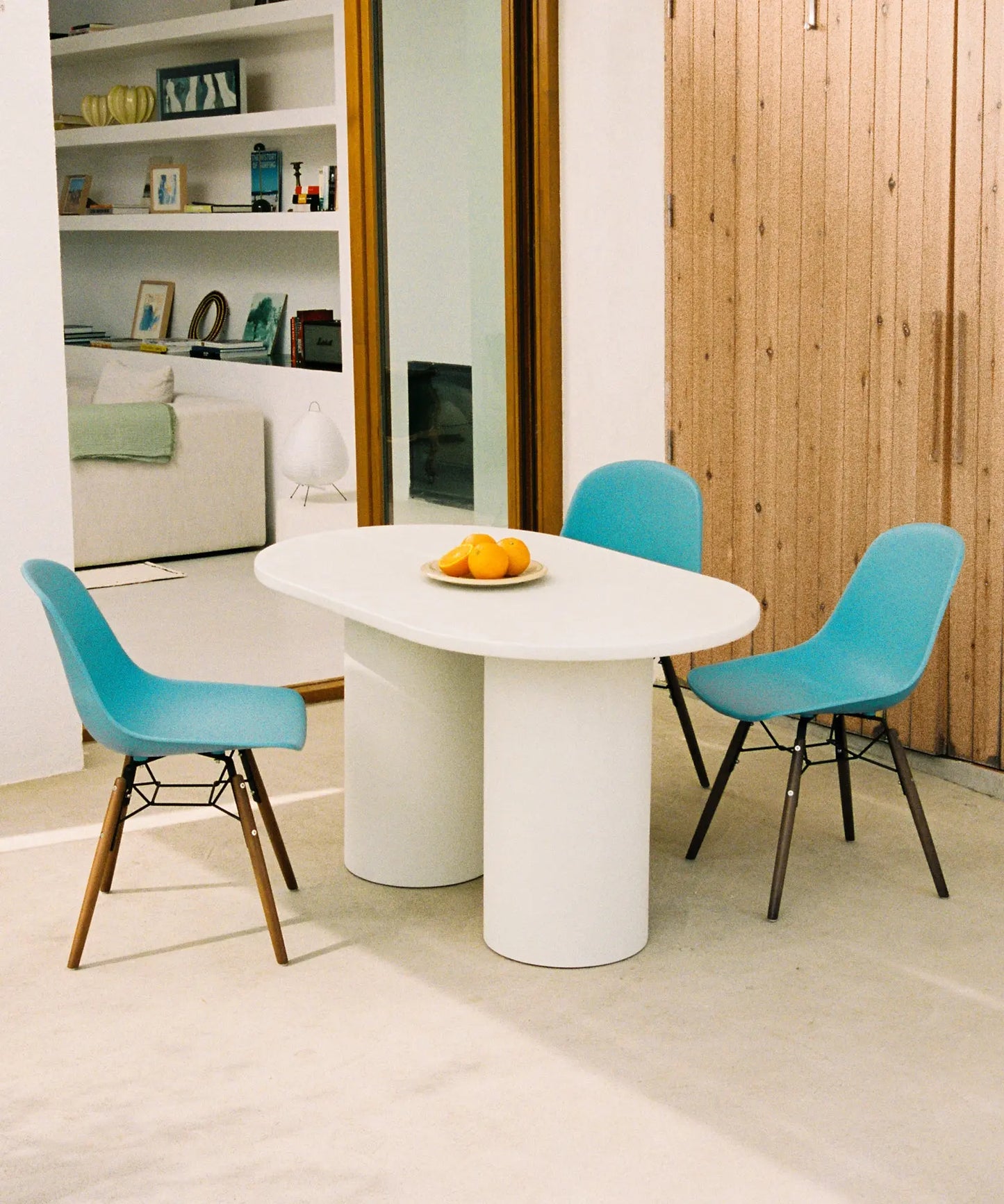 48547268854097 Silla de Polipropileno y Madera Elon Sillas de Plástico Northdeco