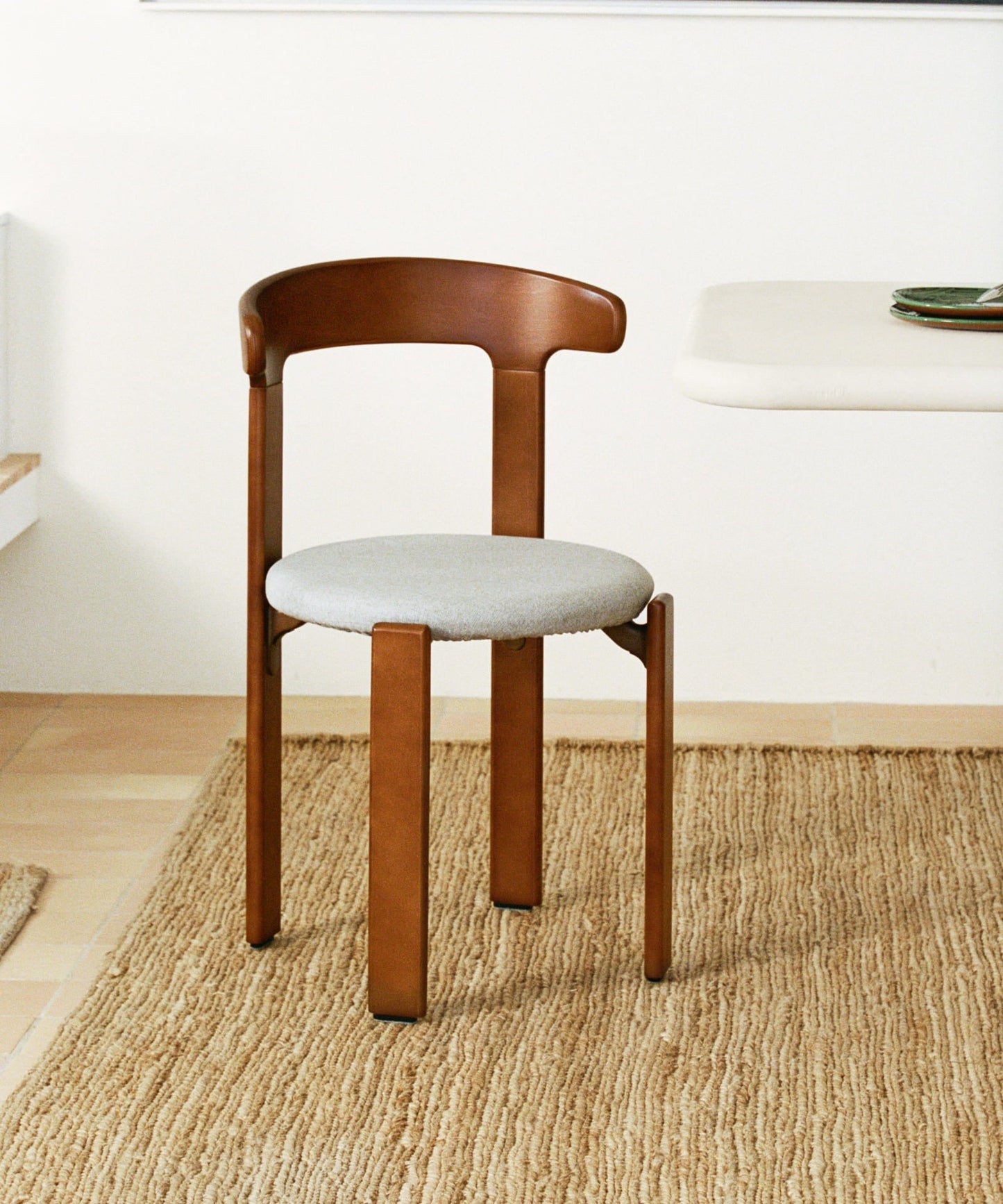 56687044985218 Silla de Comedor en Madera Tapizada Grim Sillas de Madera Northdeco