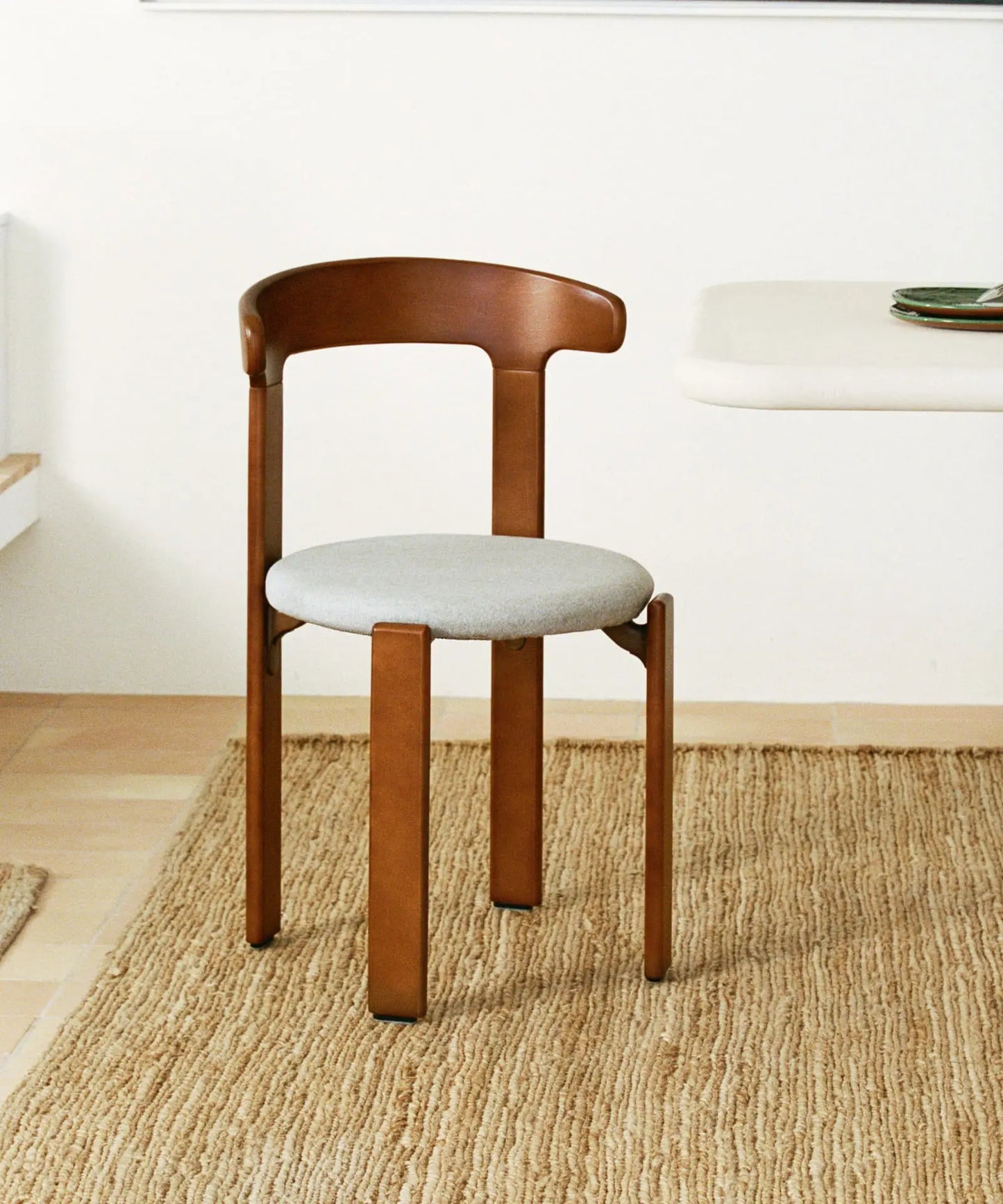 56687044985218 Silla de Comedor en Madera Tapizada Grim Sillas de Madera Northdeco