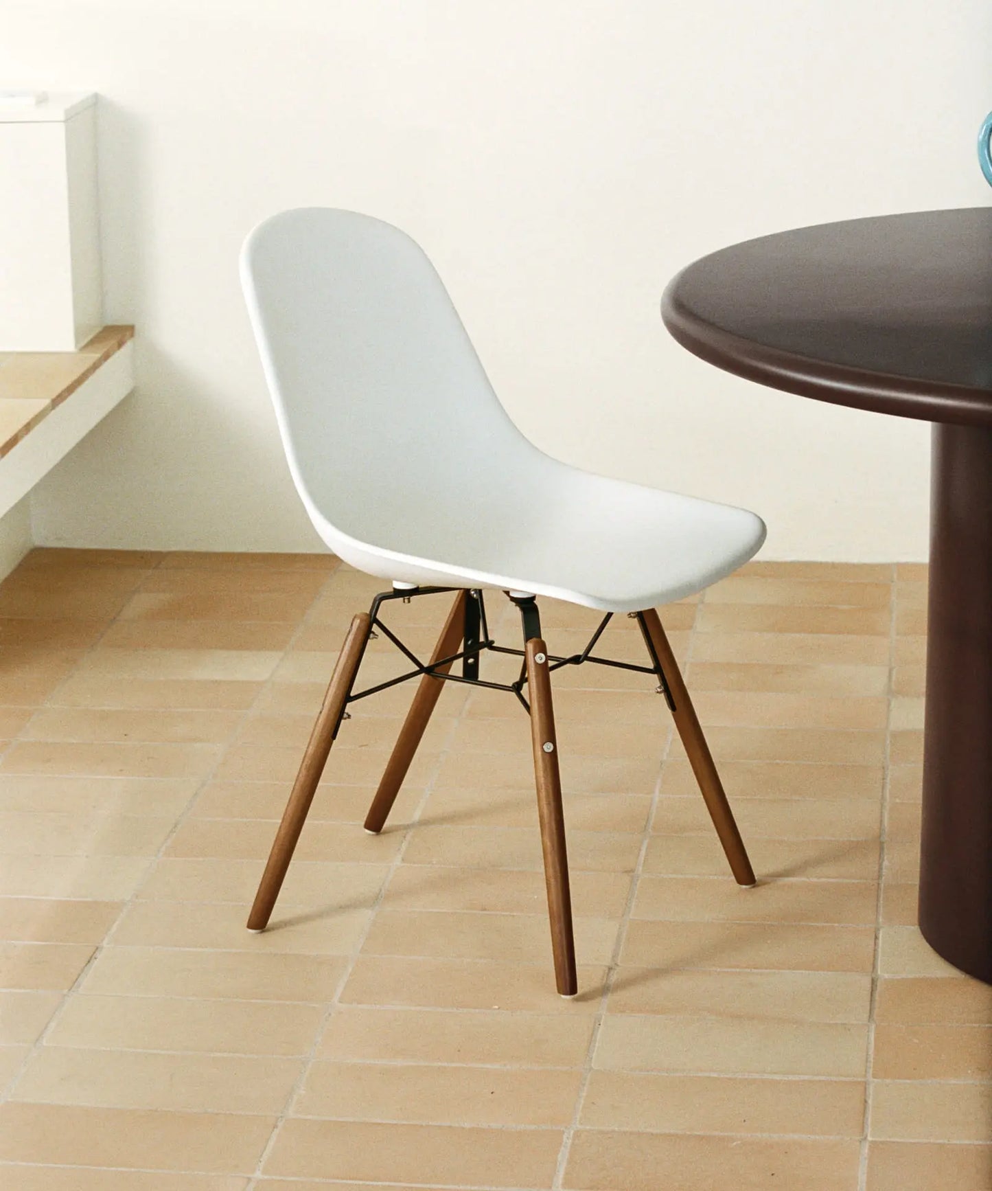 42135571890355 Silla de Polipropileno y Madera Elon Sillas de Plástico Northdeco