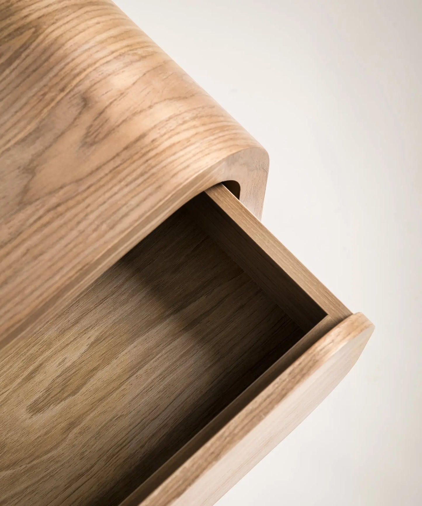 56515340992898 Mesita de Noche de Madera Atelier Mesas de Madera Northdeco