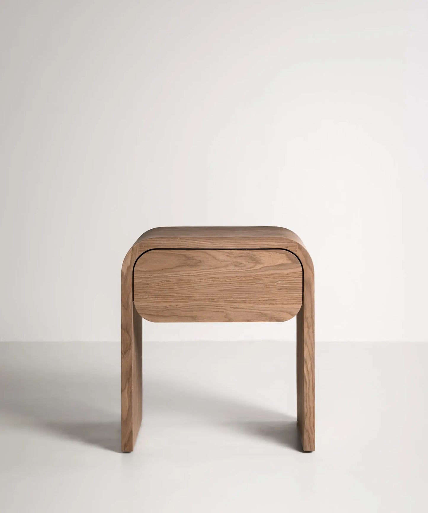 56515340992898 Mesita de Noche de Madera Atelier Mesas de Madera Northdeco