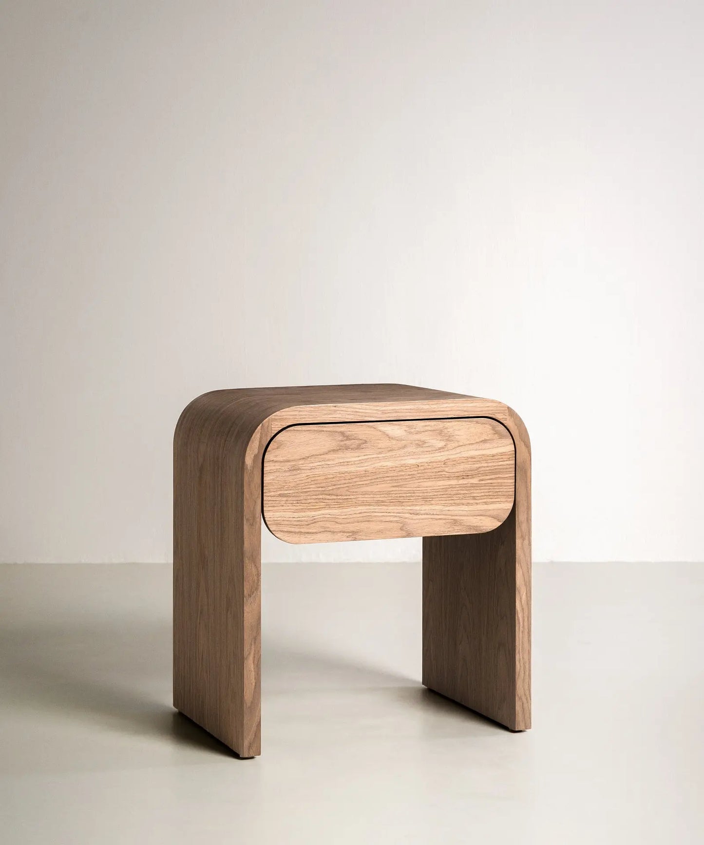 56515340992898 Mesita de Noche de Madera Atelier Mesas de Madera Northdeco