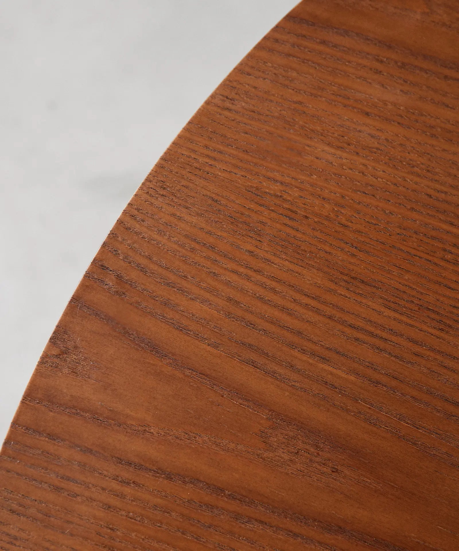 55587551084930 Mesa de Comedor Redonda en Madera Jolie (120 cm) Mesas de Madera Northdeco