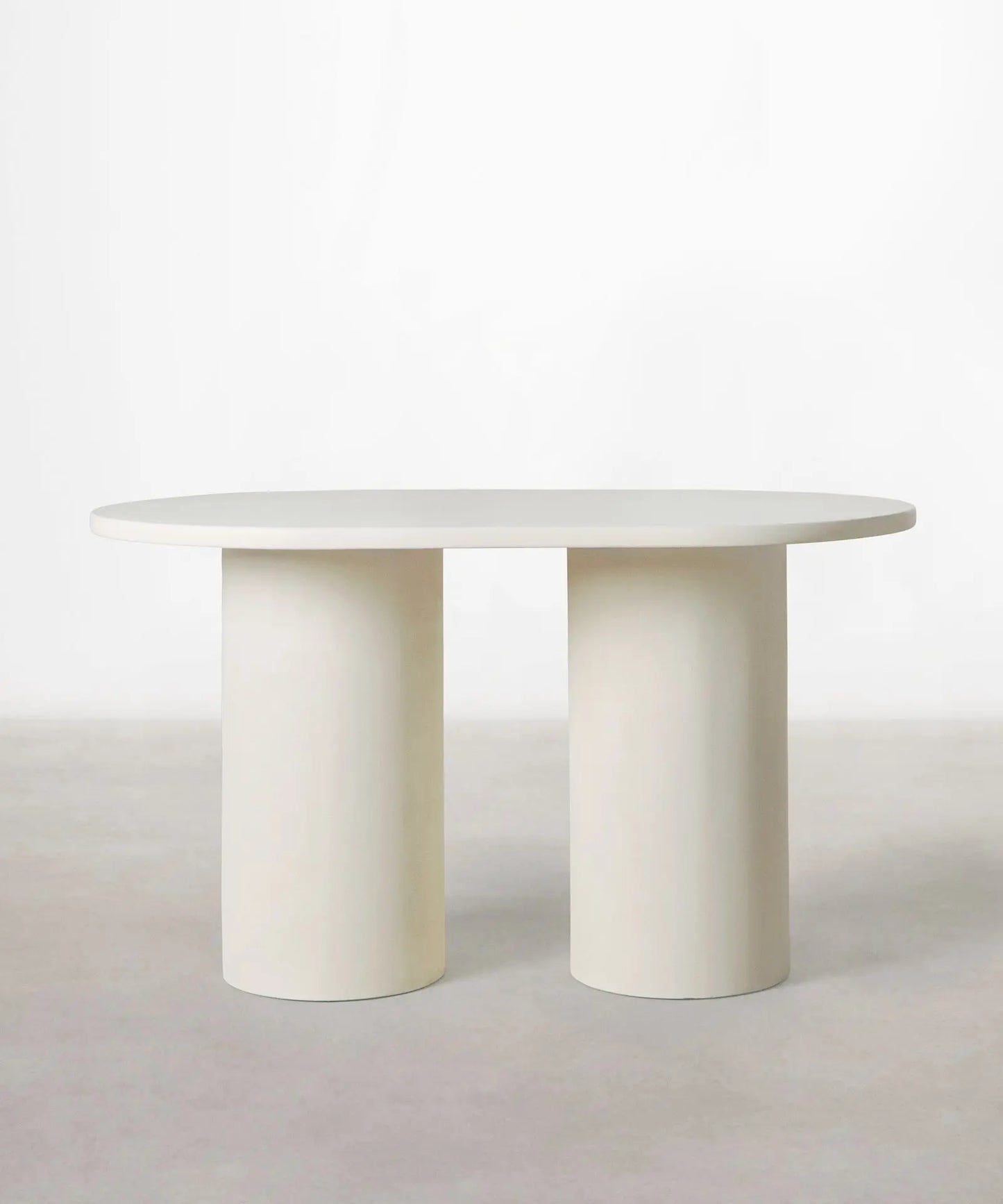 56087358013826 Mesa de Comedor Ovalada en Microcemento Juno Mesa de comedor Northdeco