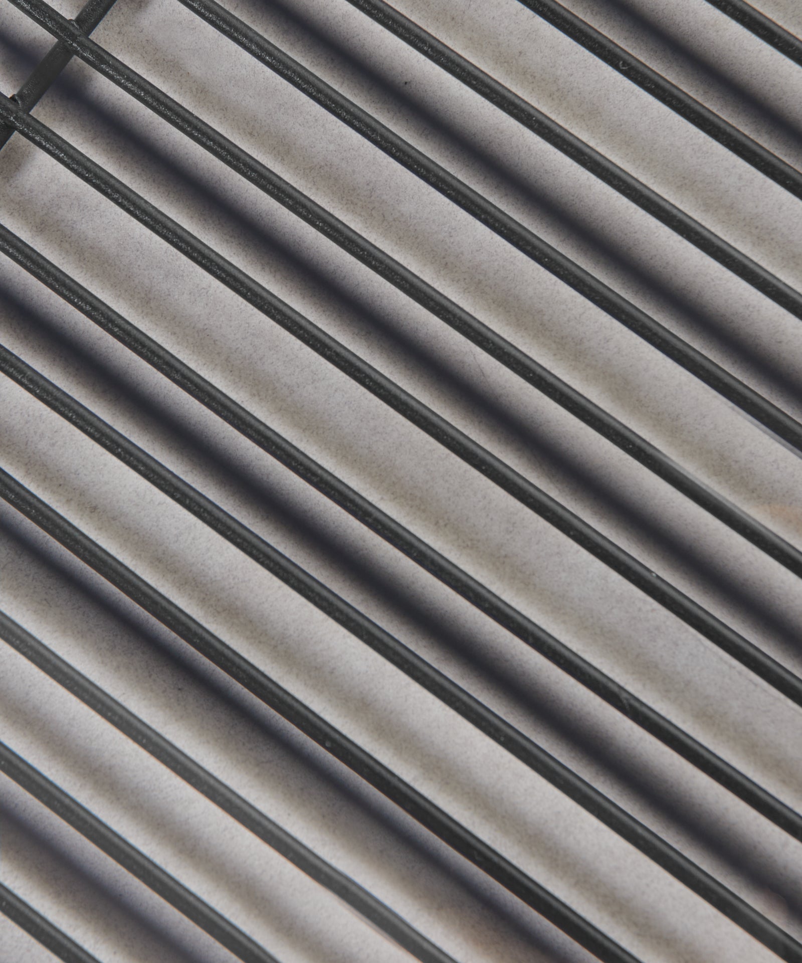 55139053699458 Mesa auxiliar de metal y cristal Lyn Mesas Auxiliares Northdeco