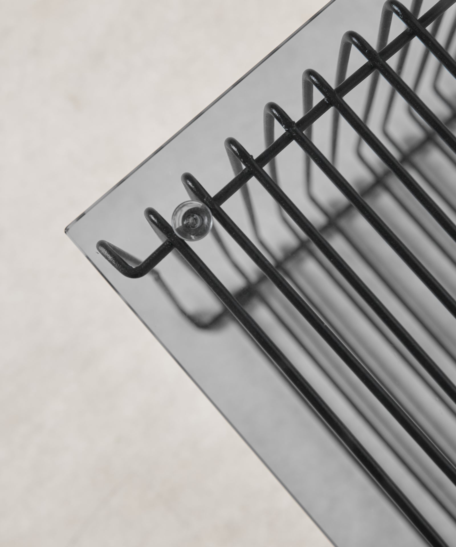 55139053699458 Mesa auxiliar de metal y cristal Lyn Mesas Auxiliares Northdeco