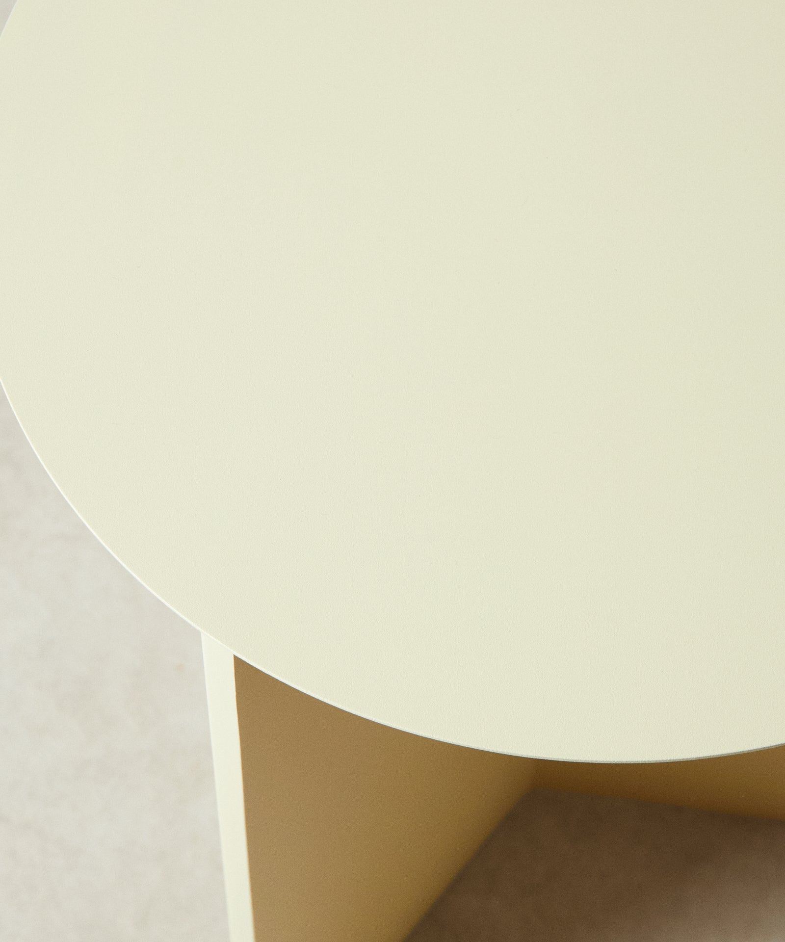 55689153741186 Mesita auxiliar de metal Aiden (47x35 cm) Mesas Auxiliares Northdeco