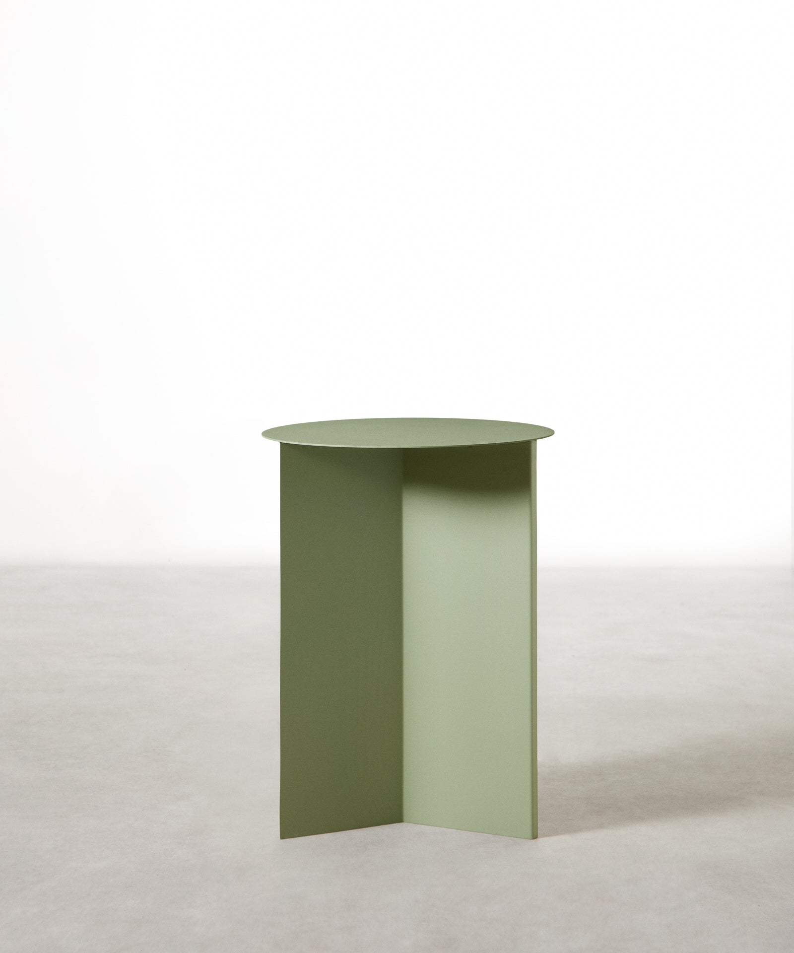 55689170256258 Mesita auxiliar de metal Aiden (47x35 cm) Mesas Auxiliares Northdeco