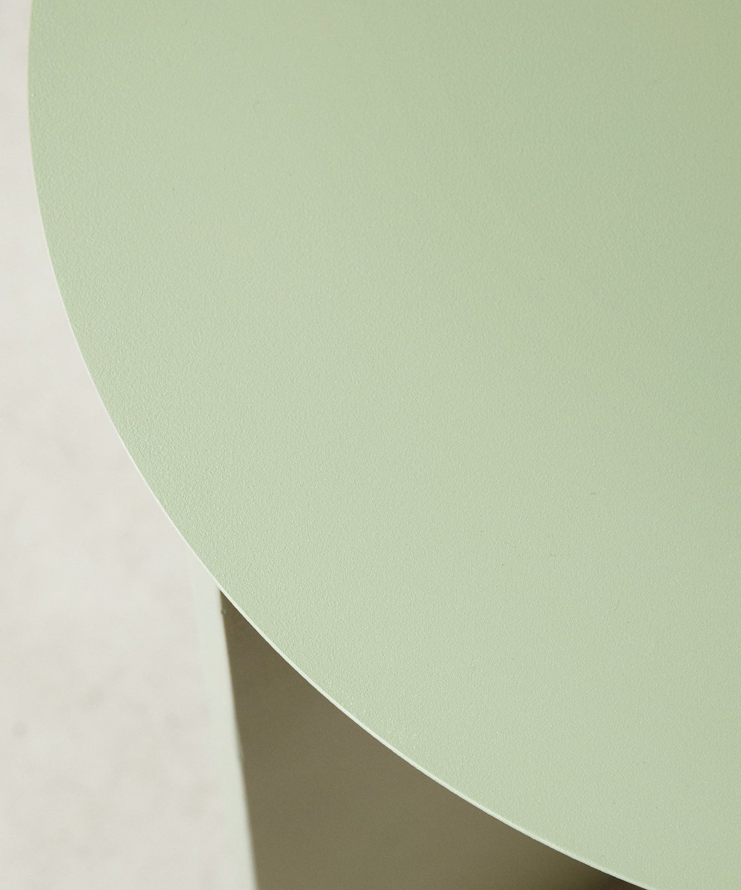 55689170256258 Mesita auxiliar de metal Aiden (47x35 cm) Mesas Auxiliares Northdeco