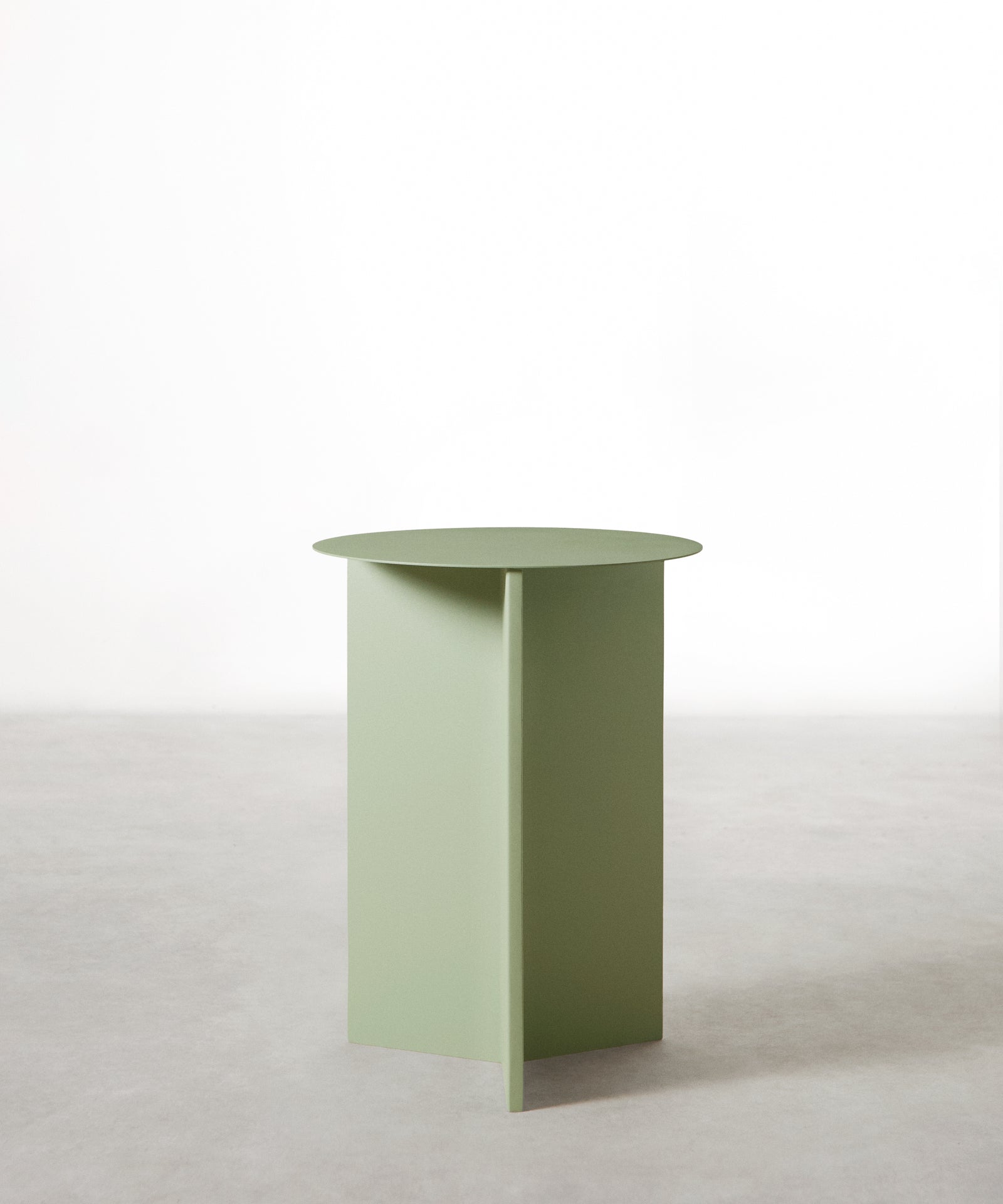 55689170256258 Mesita auxiliar de metal Aiden (47x35 cm) Mesas Auxiliares Northdeco