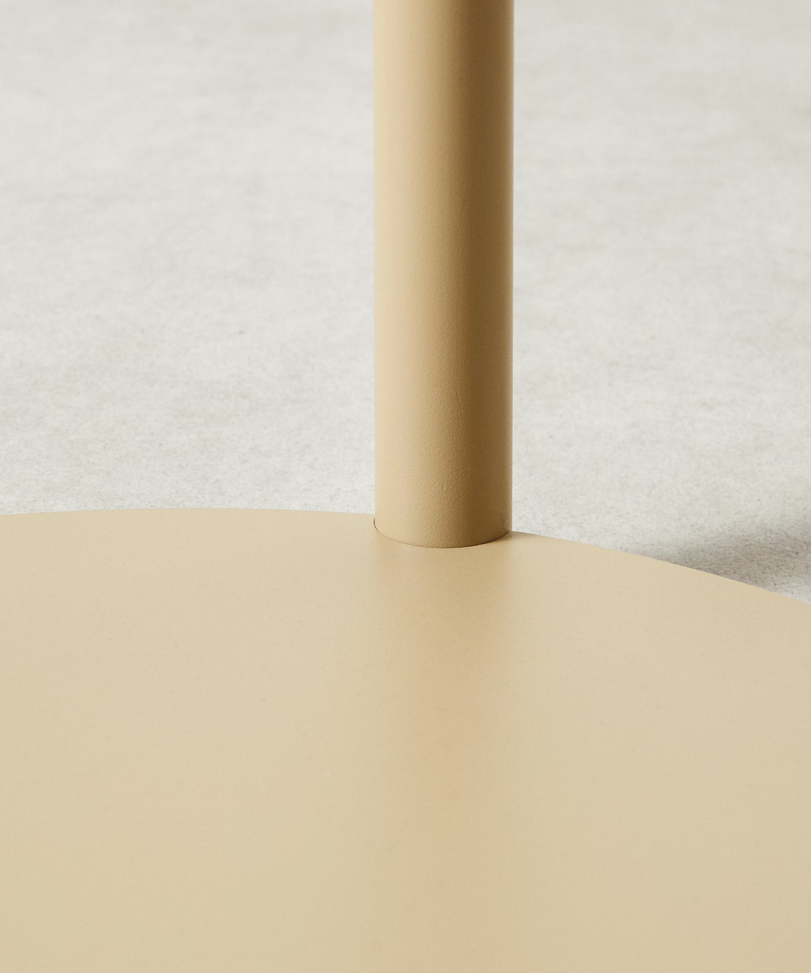 55689192538498 Mesa Auxiliar de Metal Simon Mesas Auxiliares Northdeco