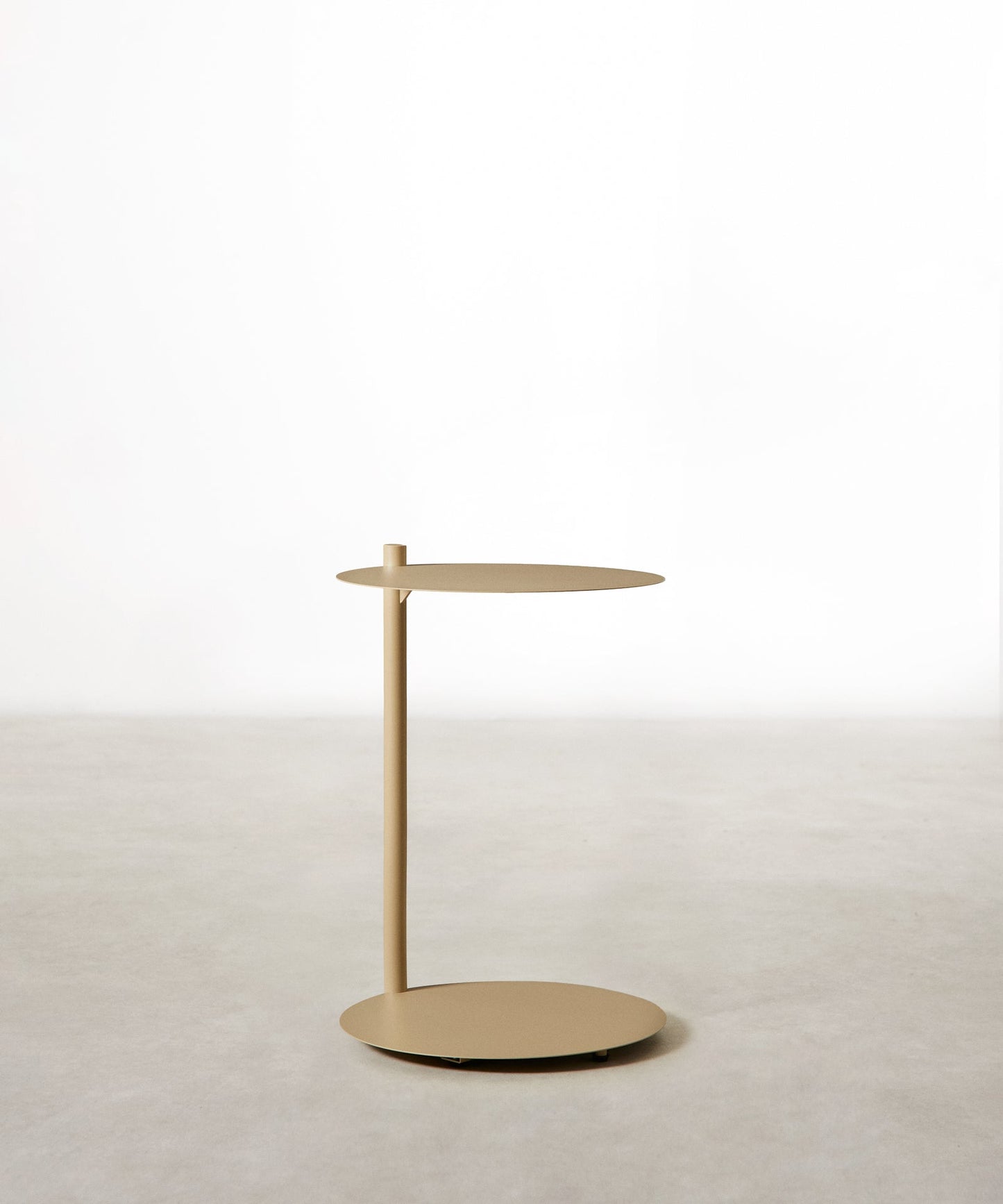 55689192538498 Mesa Auxiliar de Metal Simon Mesas Auxiliares Northdeco