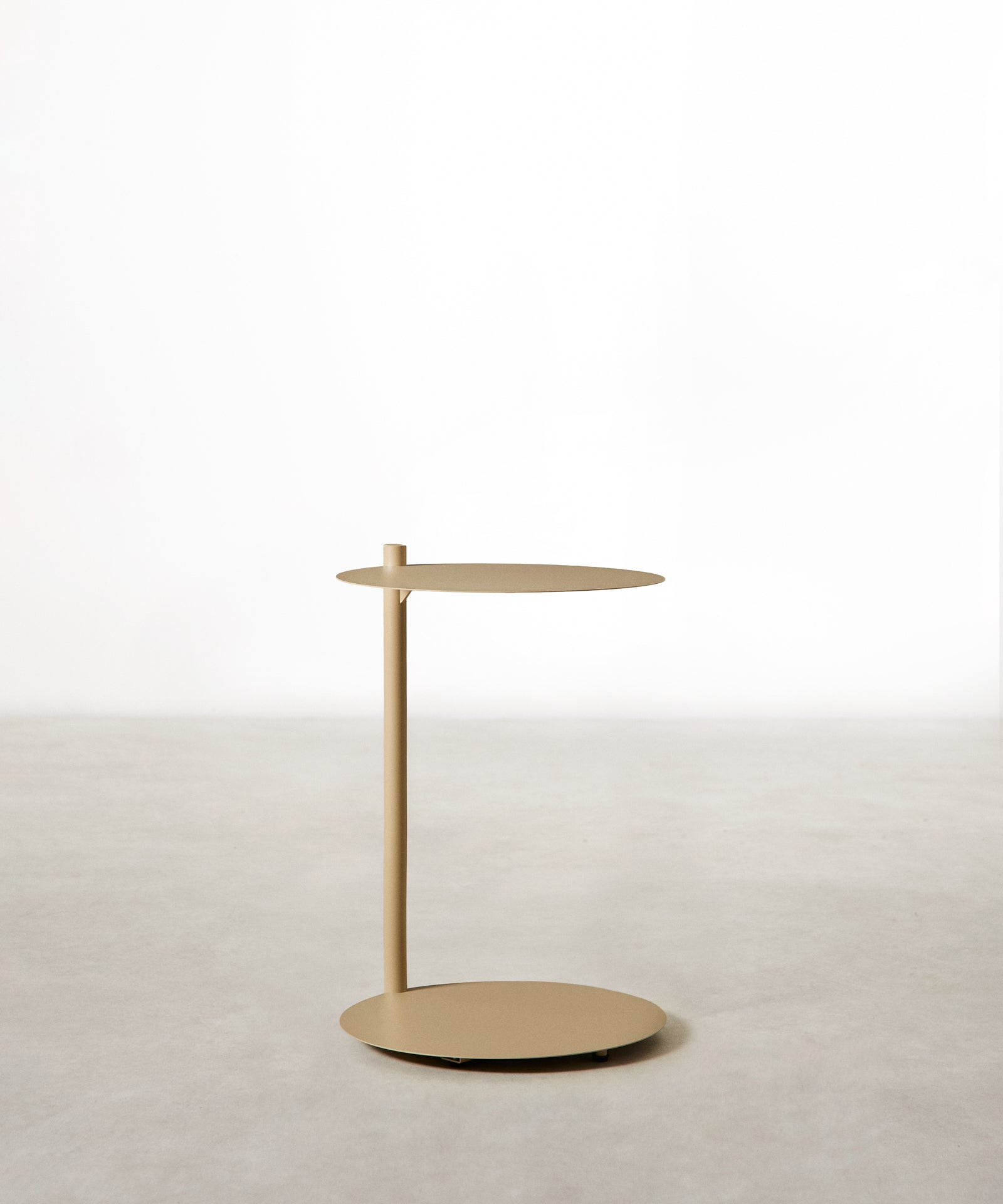 55689192538498 Mesa Auxiliar de Metal Simon Mesas Auxiliares Northdeco