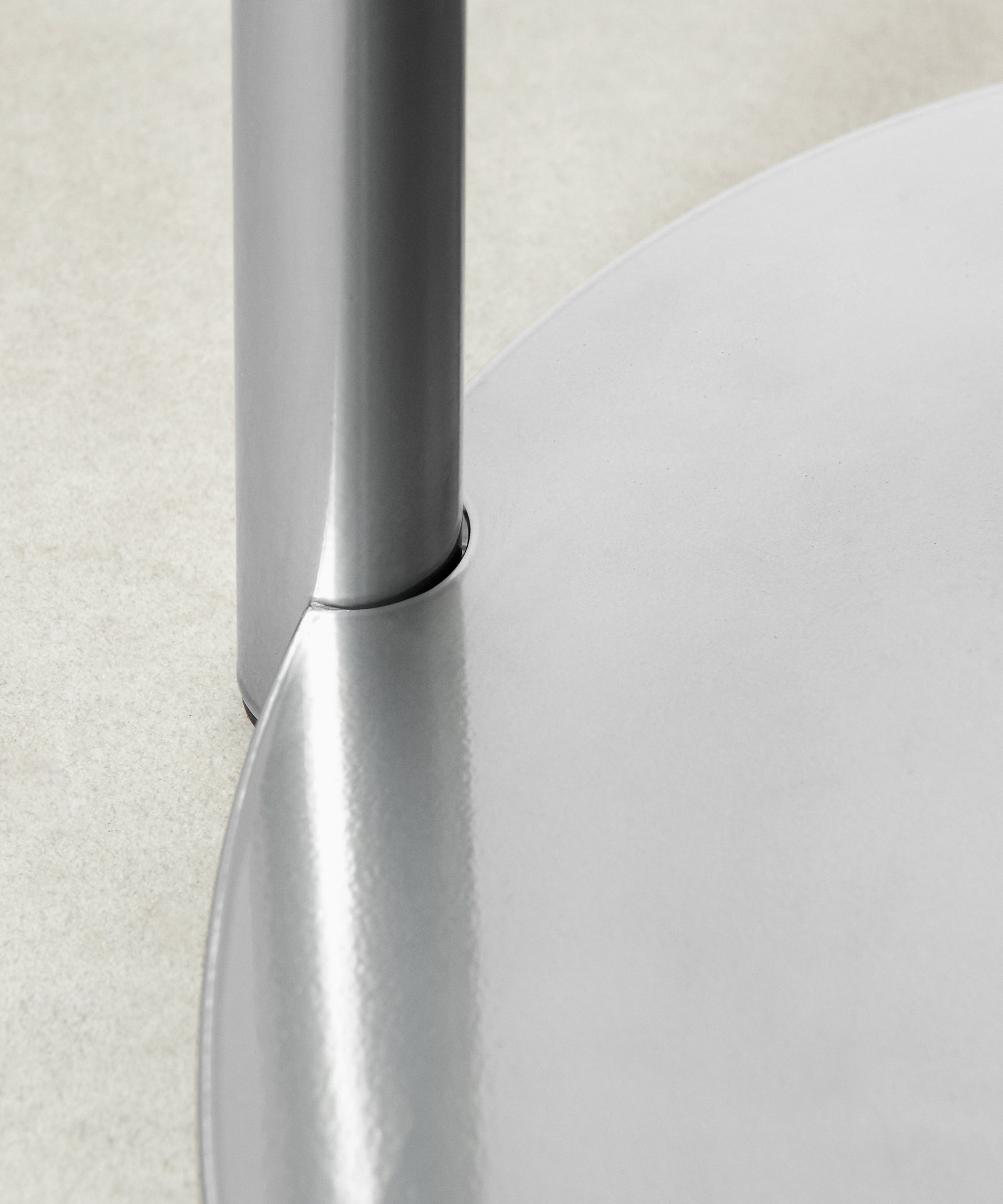 55689192604034 Mesa Auxiliar de Metal Simon Mesas Auxiliares Northdeco