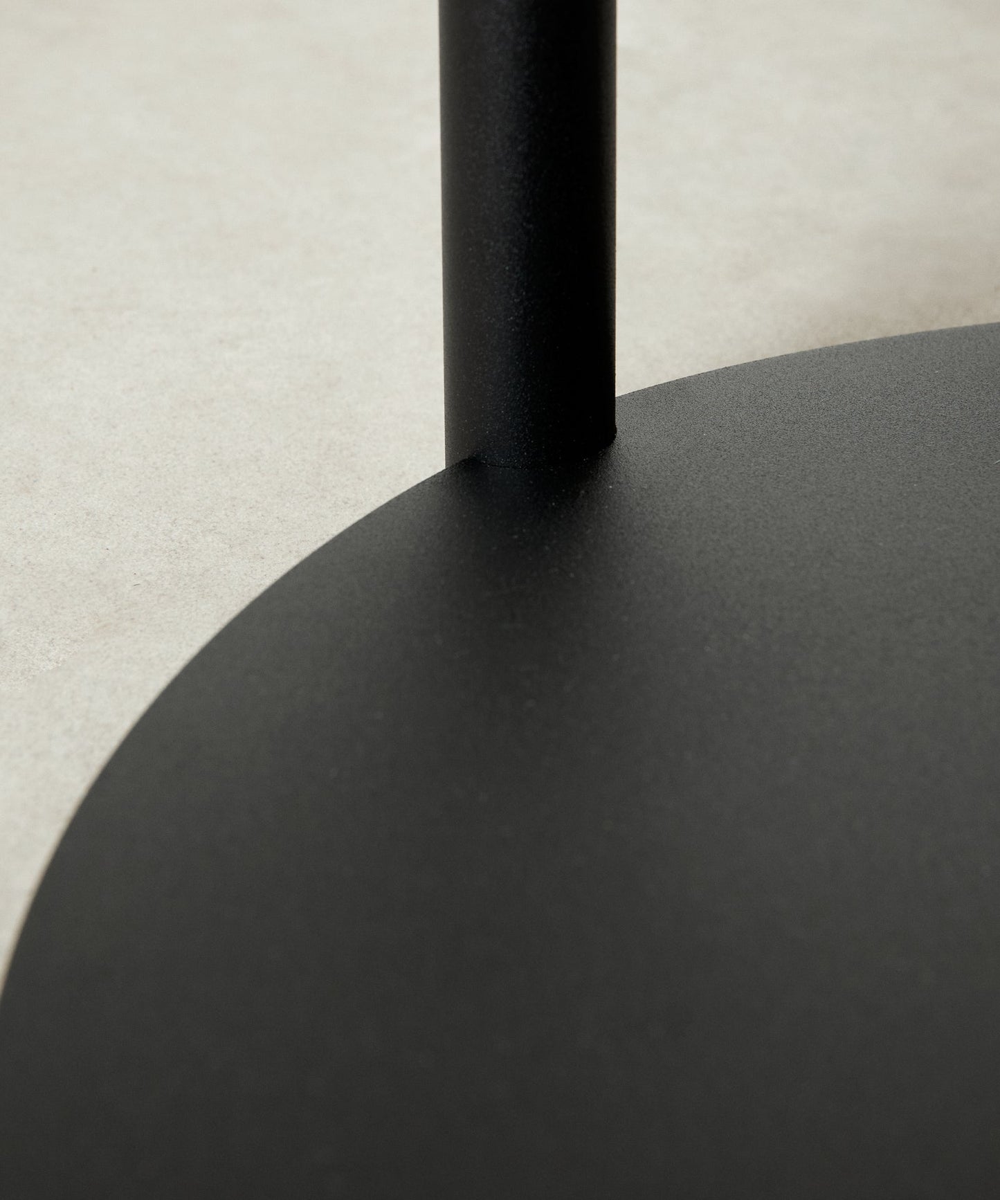 55689192472962 Mesa Auxiliar de Metal Simon Mesas Auxiliares Northdeco