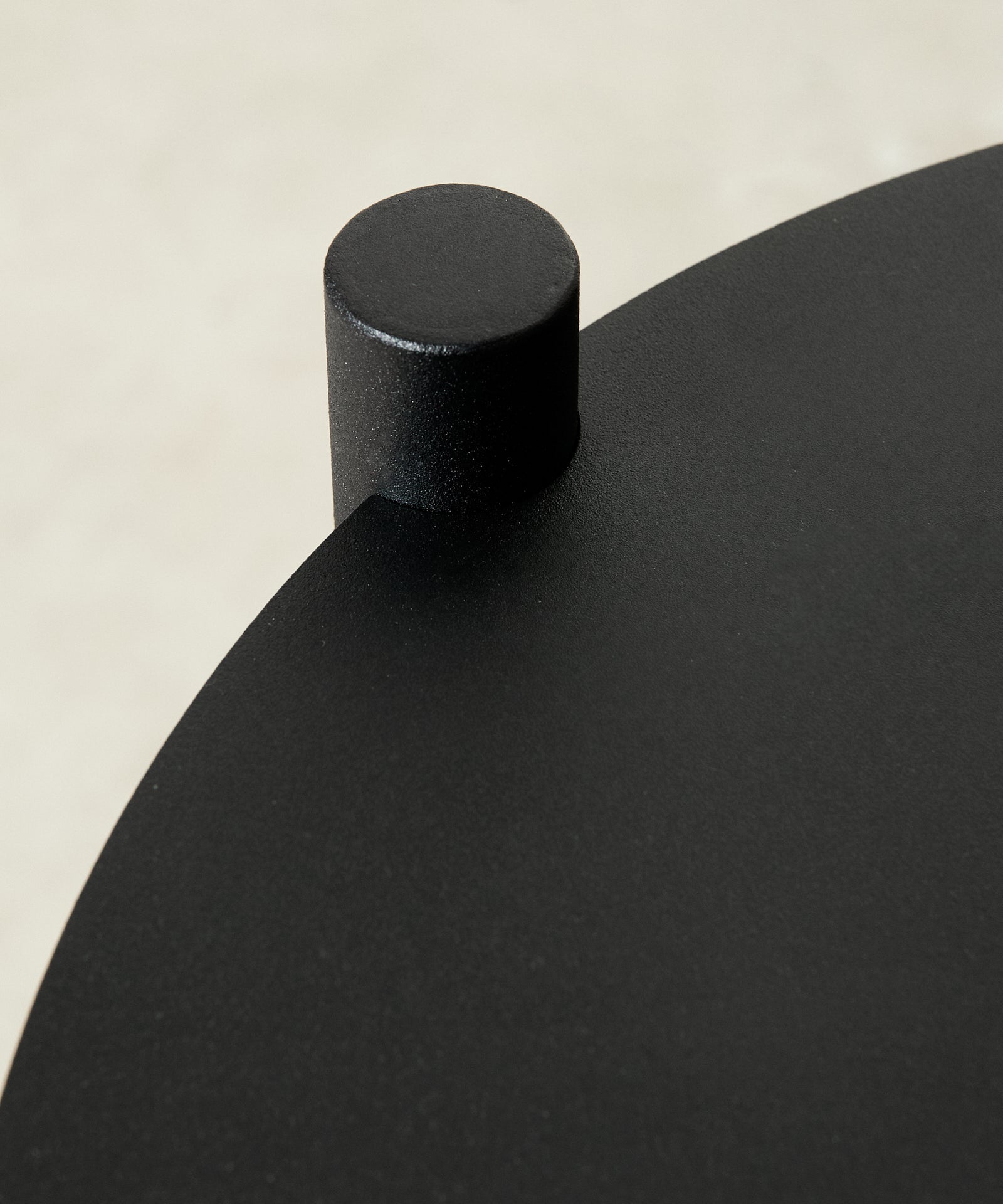 55689192472962 Mesa Auxiliar de Metal Simon Mesas Auxiliares Northdeco