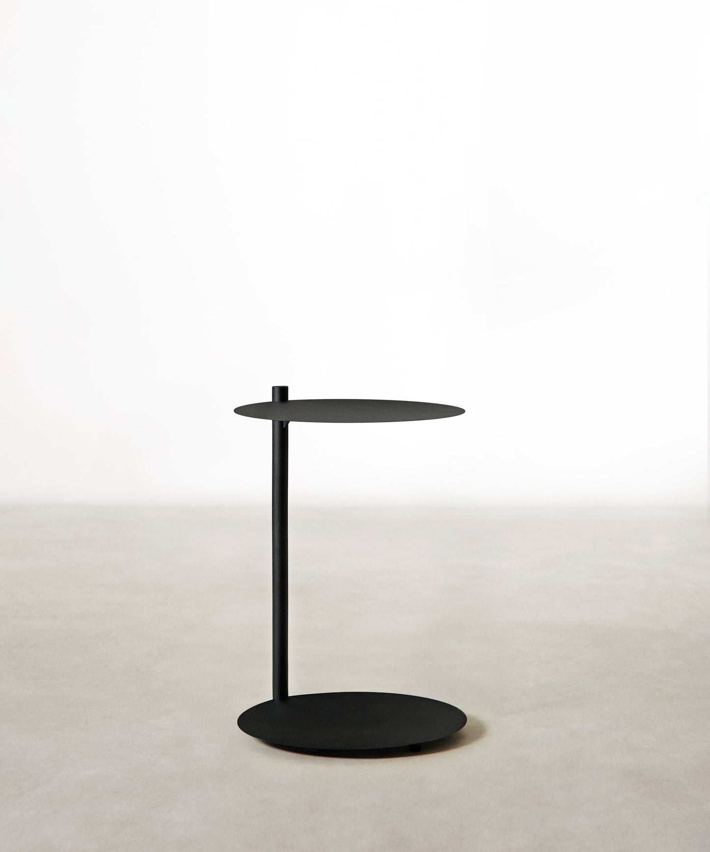 55689192472962 Mesa Auxiliar de Metal Simon Mesas Auxiliares Northdeco