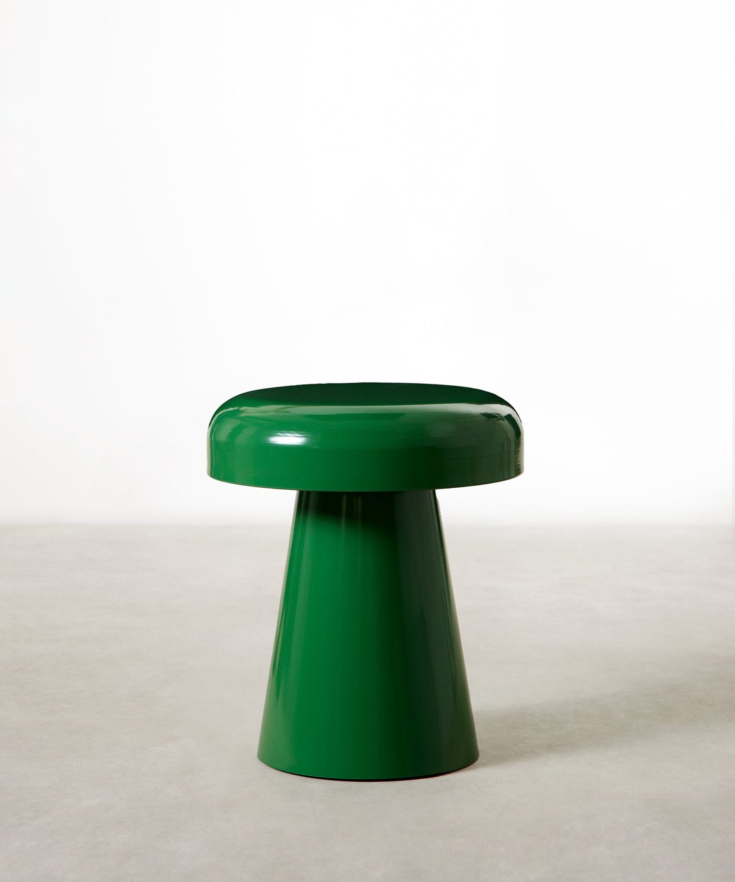 55689215312258 Mesa Auxiliar de Metal Mush (40x46 cm) Mesas Auxiliares Northdeco