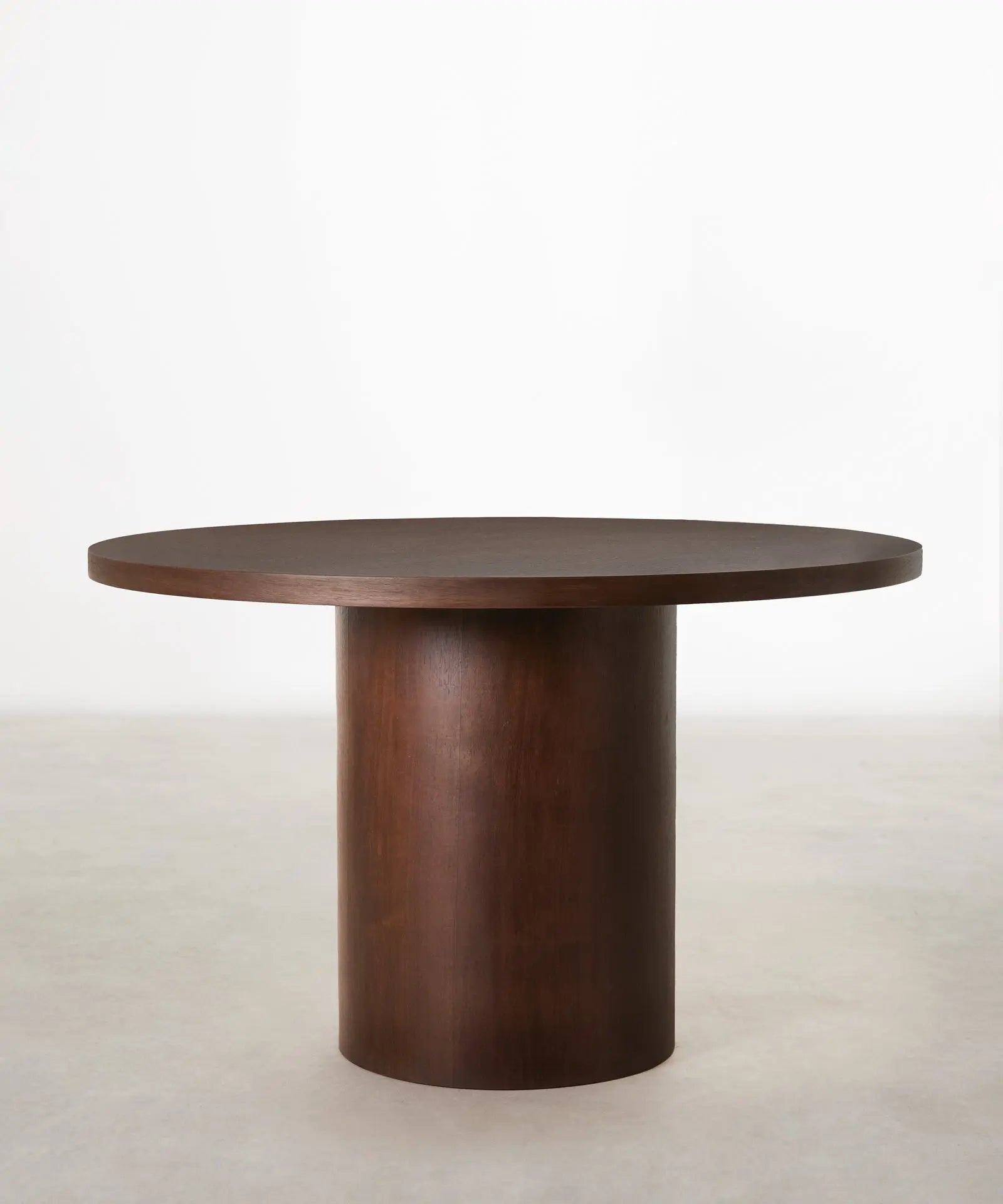 55587551019394 Mesa de Comedor Redonda en Madera Jolie (120 cm) Mesas de Madera Northdeco