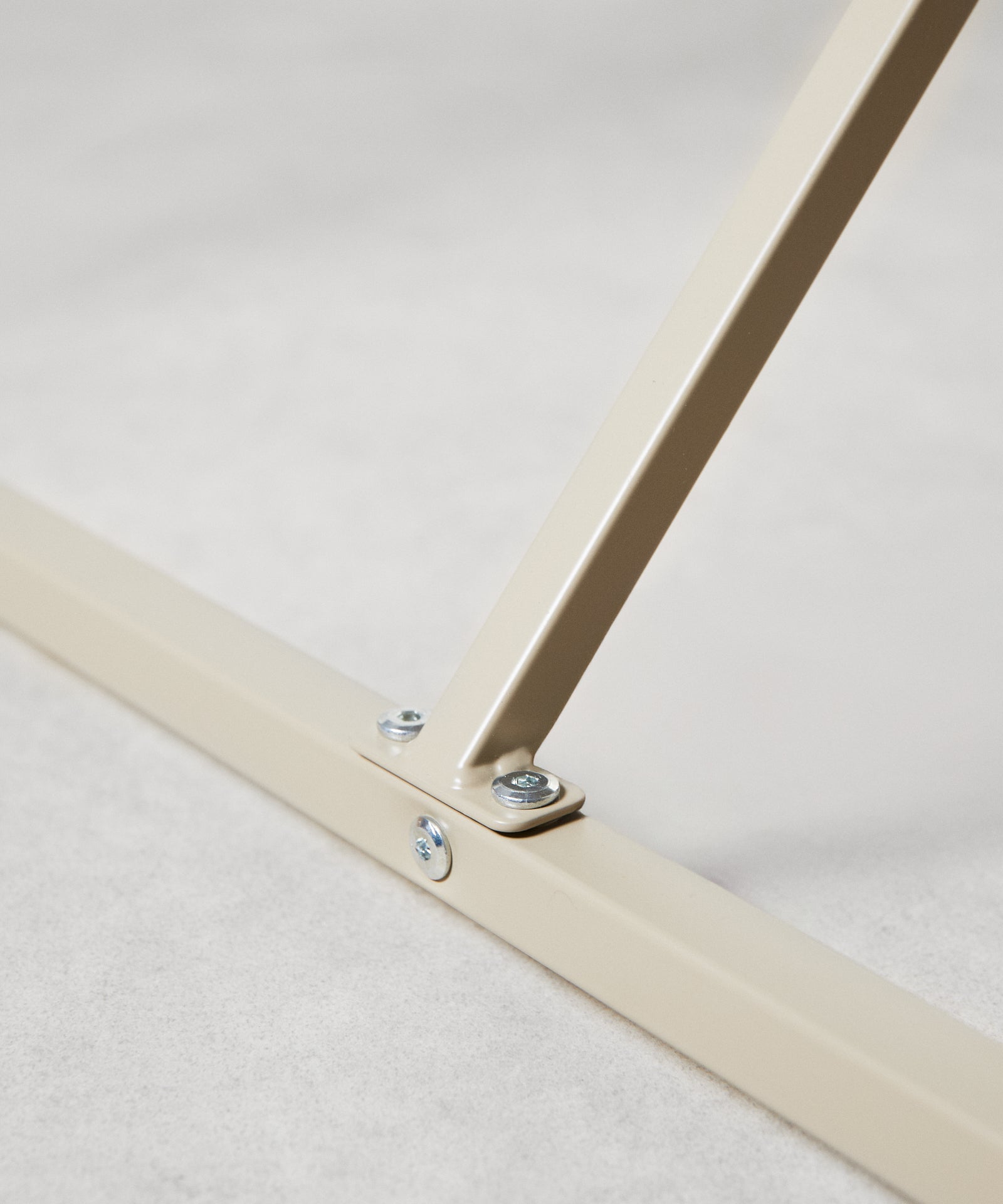 55822972944770 Mesa de Escritorio en Acero Laminado Varek Mesas Northdeco