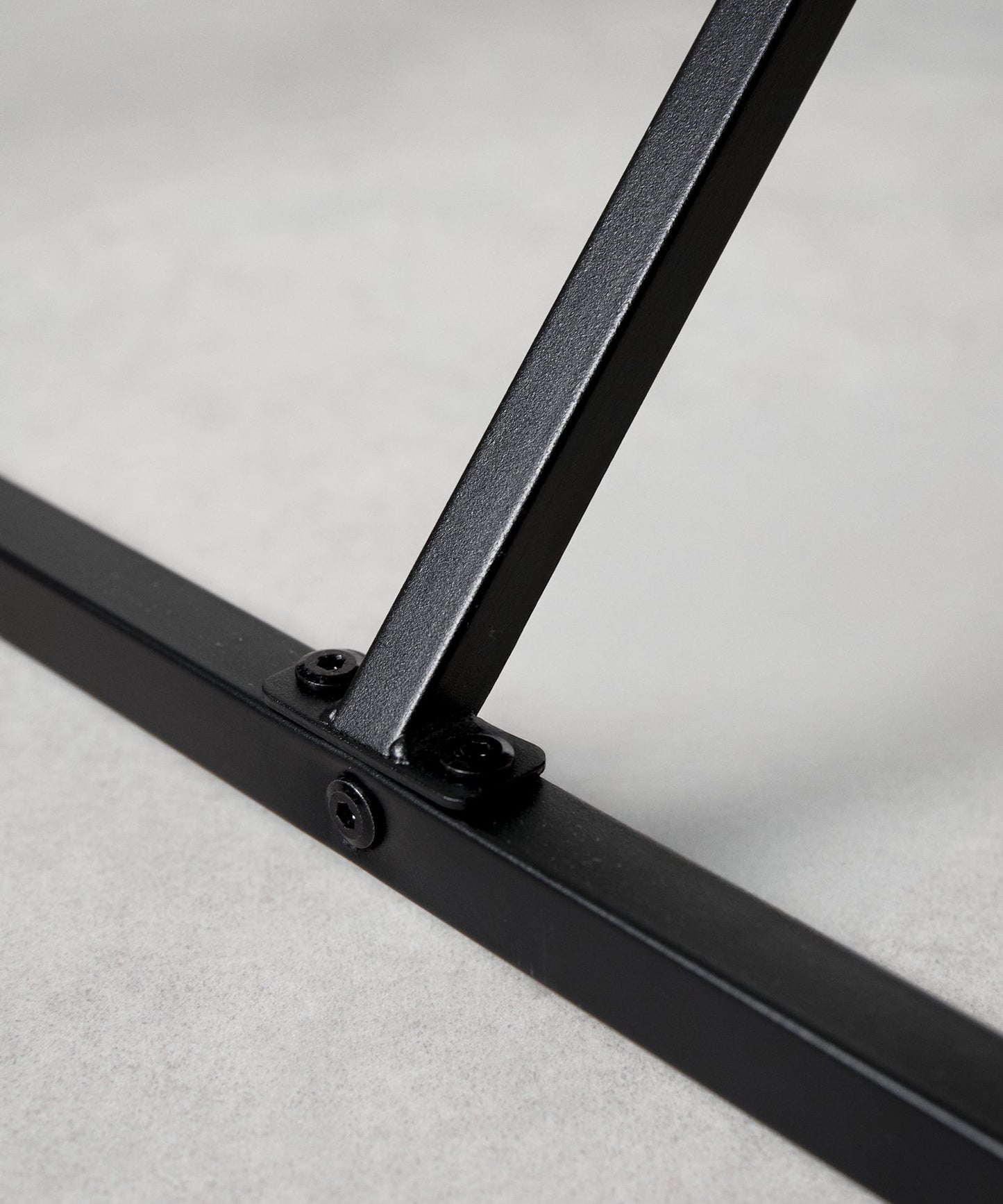 55822830895490 Mesa de Escritorio en Acero Laminado Varek Mesas Northdeco