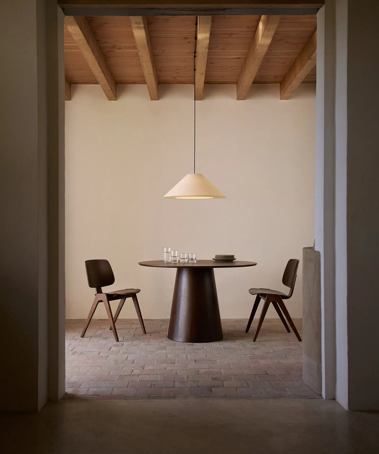 49046488285521 Mesa de Comedor Redonda en Madera Nelly (120 cm) Mesas de Madera Northdeco