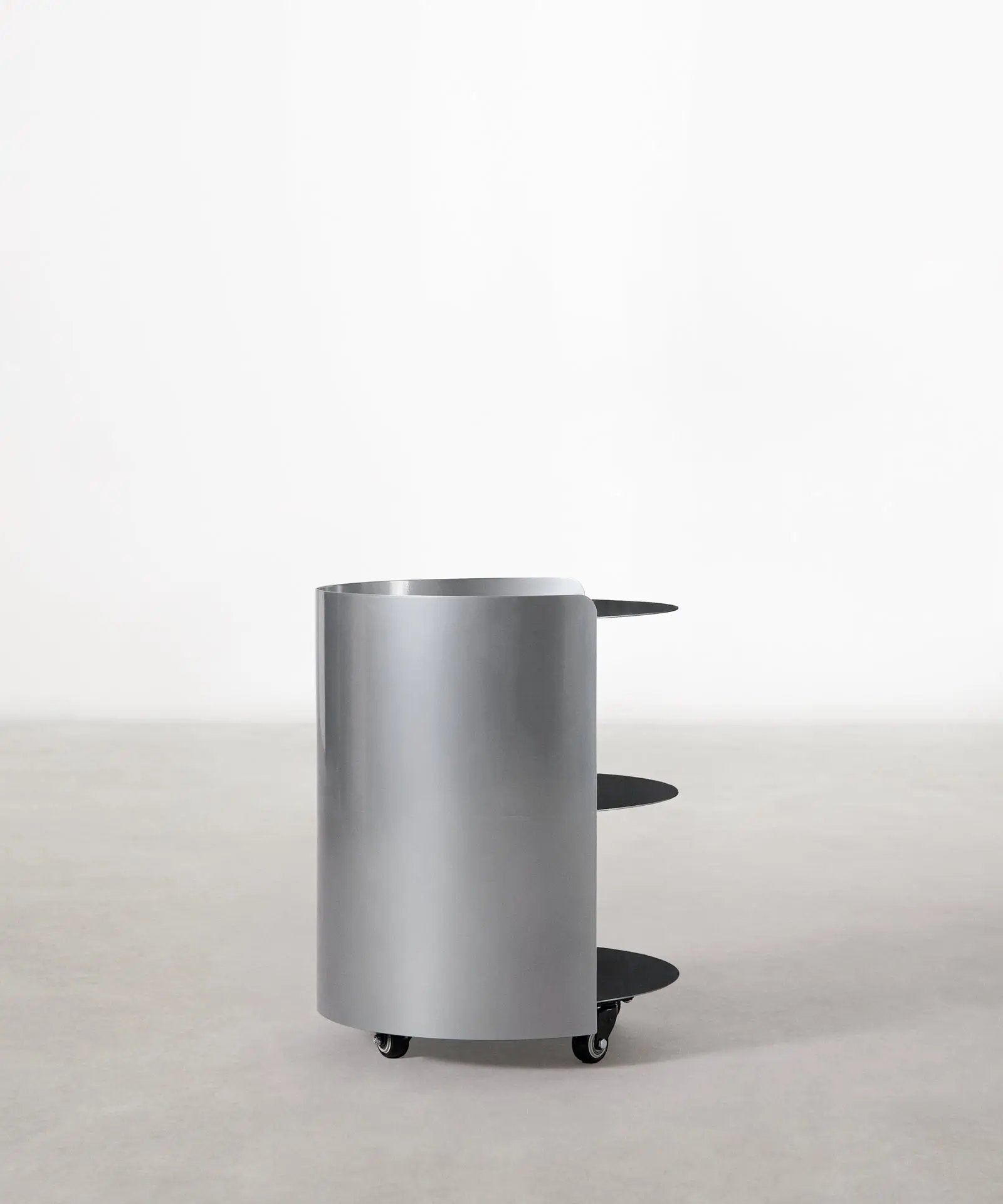 55526788661634 Mesita auxiliar de metal Rilo (37x46 cm) Mesas Auxiliares Northdeco