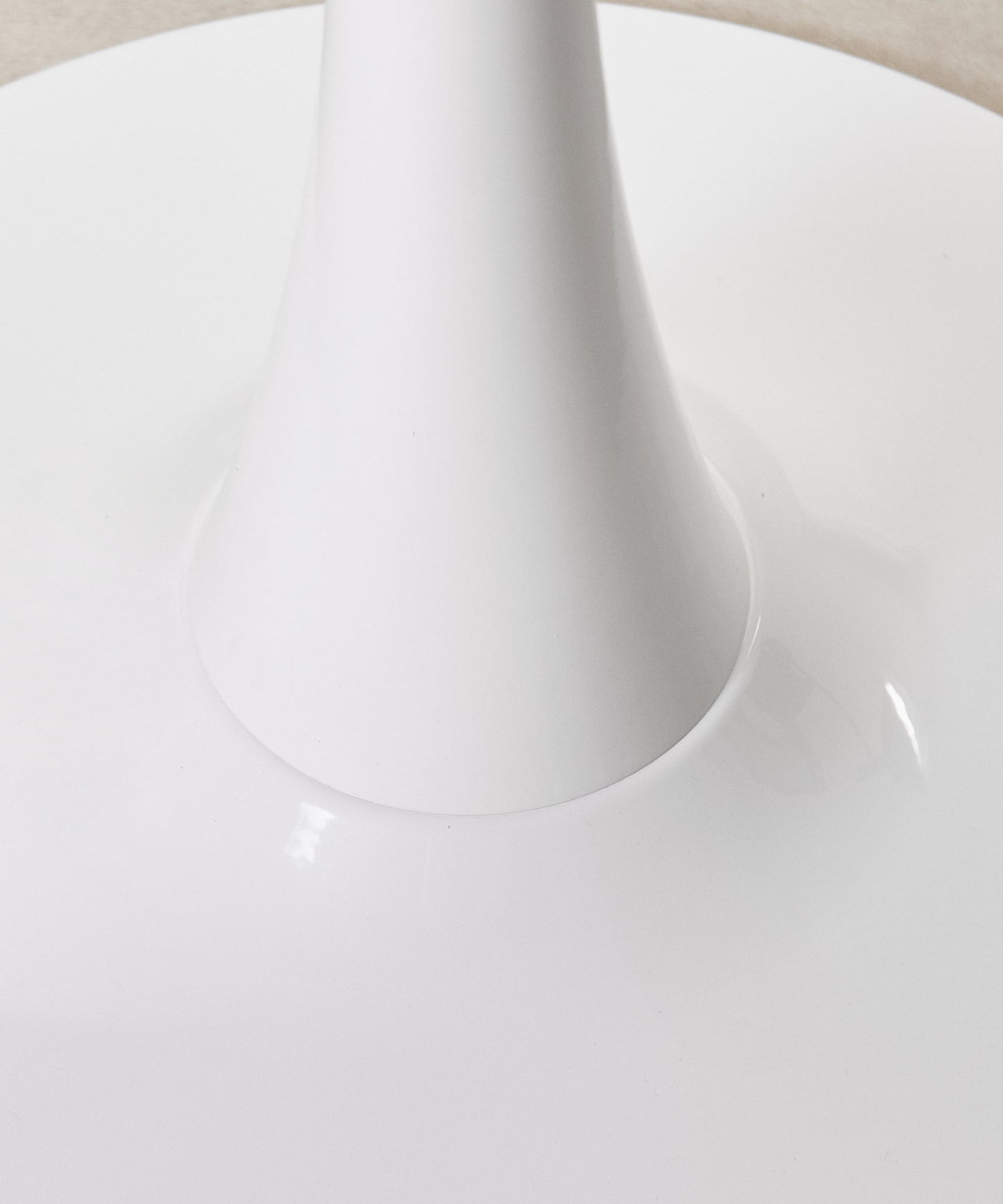 55418511851906 Mesa redonda de madera y fibra de vidrio Tulia (100 cm) Mesas Northdeco