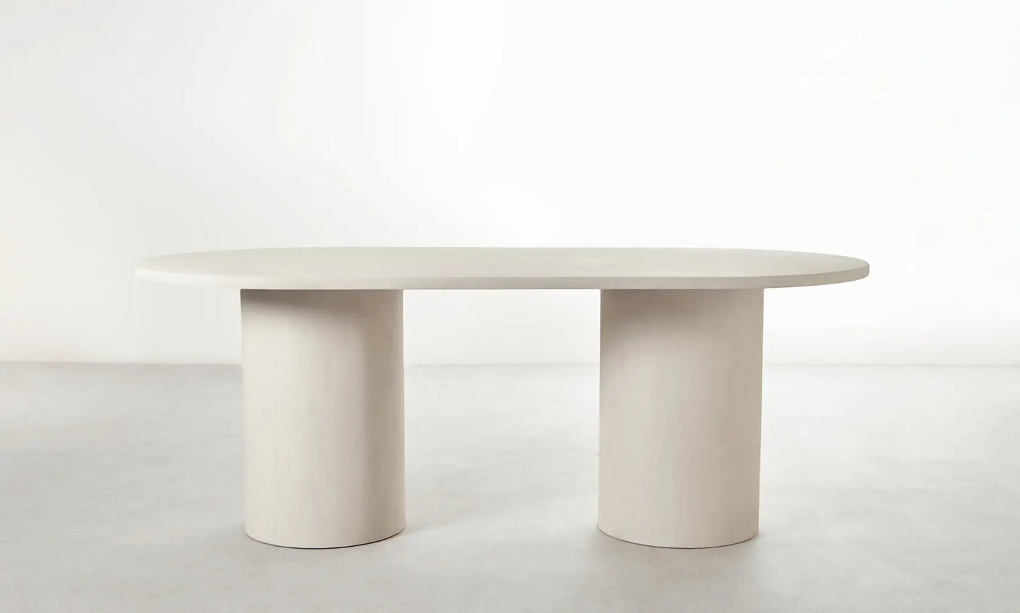 56087358013826 Mesa de Comedor Ovalada en Microcemento Juno Mesa de comedor Northdeco