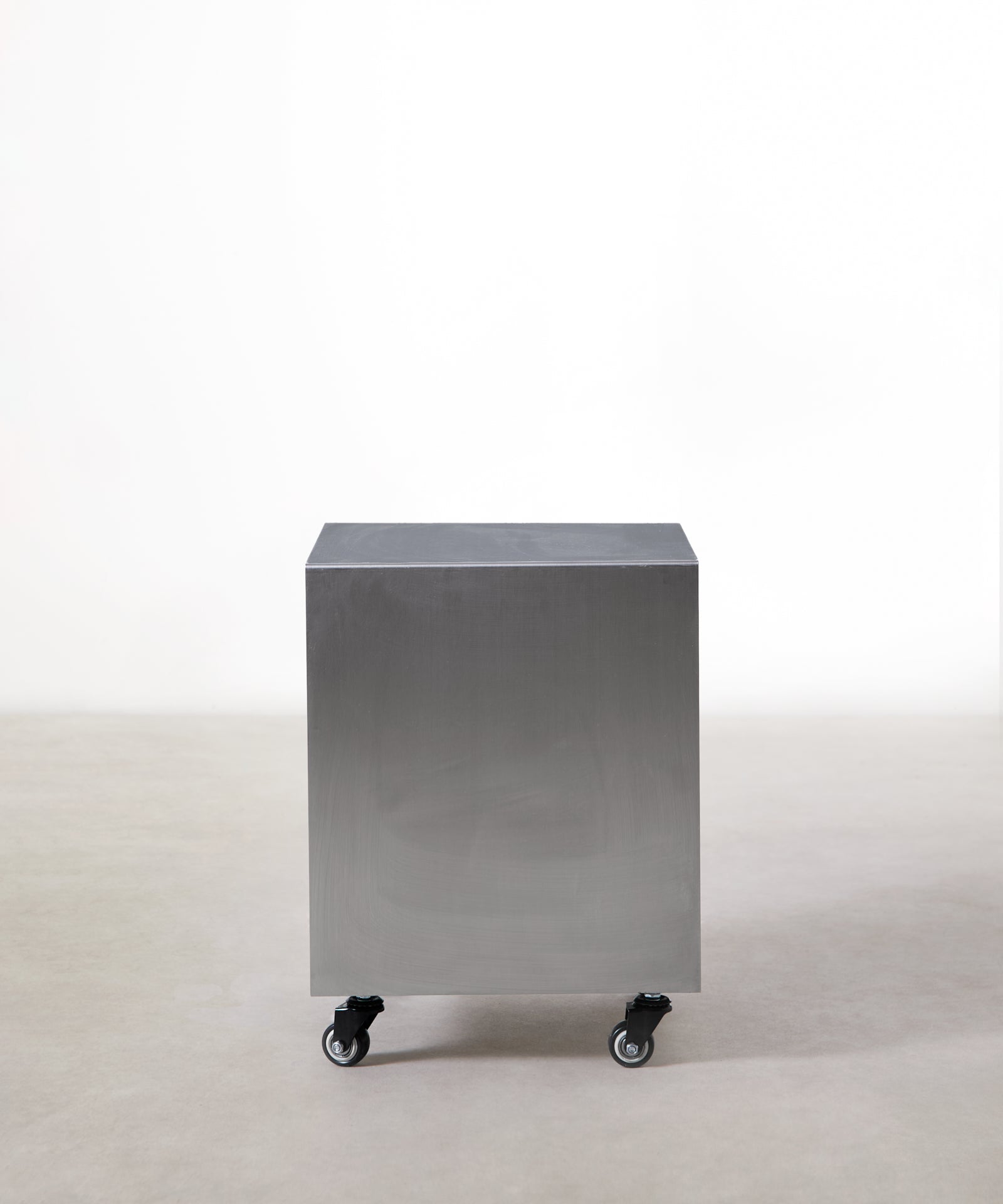 55690989371778 Mesita auxiliar de metal Metv (42x37 cm) Mesas Auxiliares Northdeco