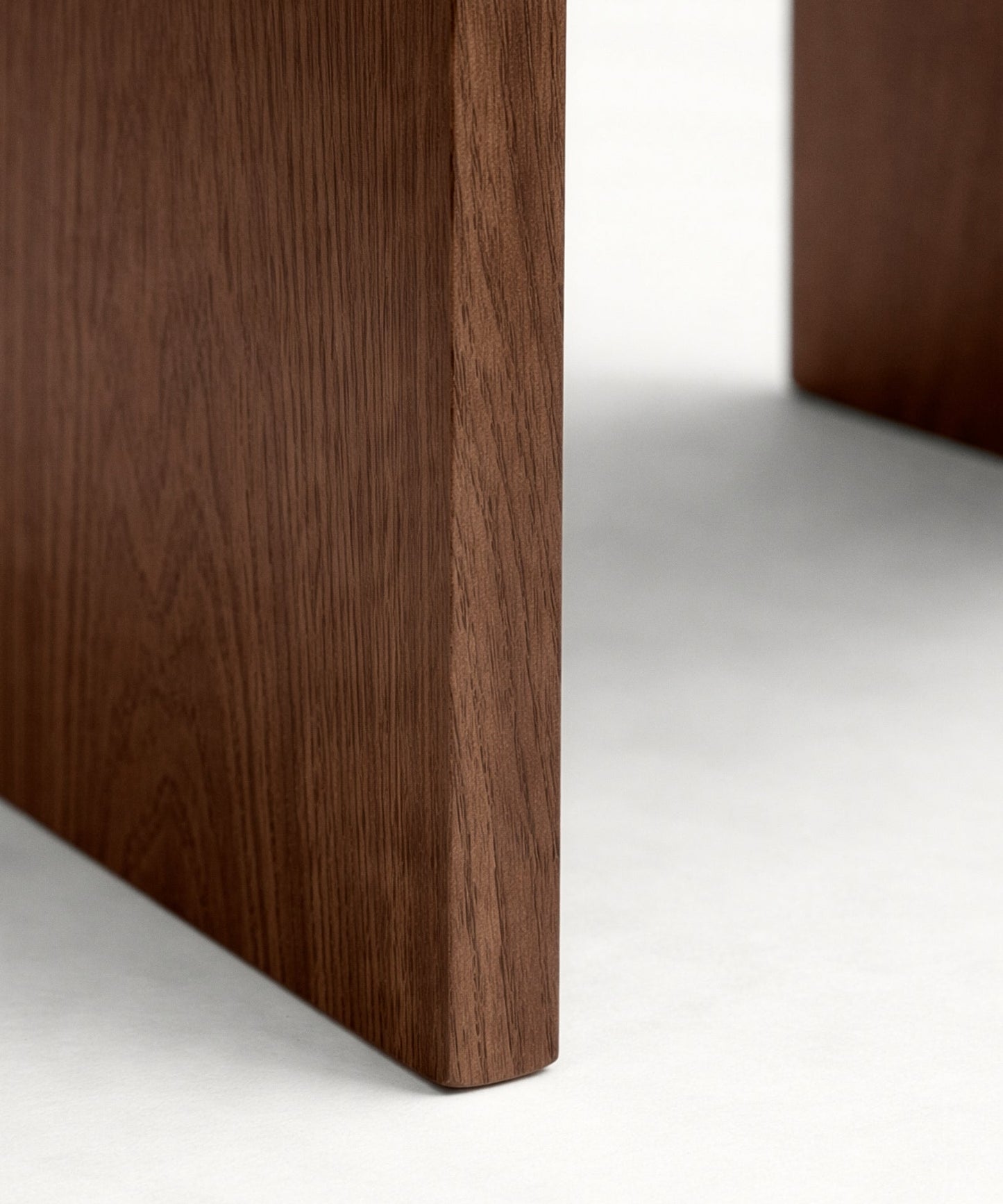 56515339682178 Mesita de Noche de Madera Atelier Mesas de Madera Northdeco