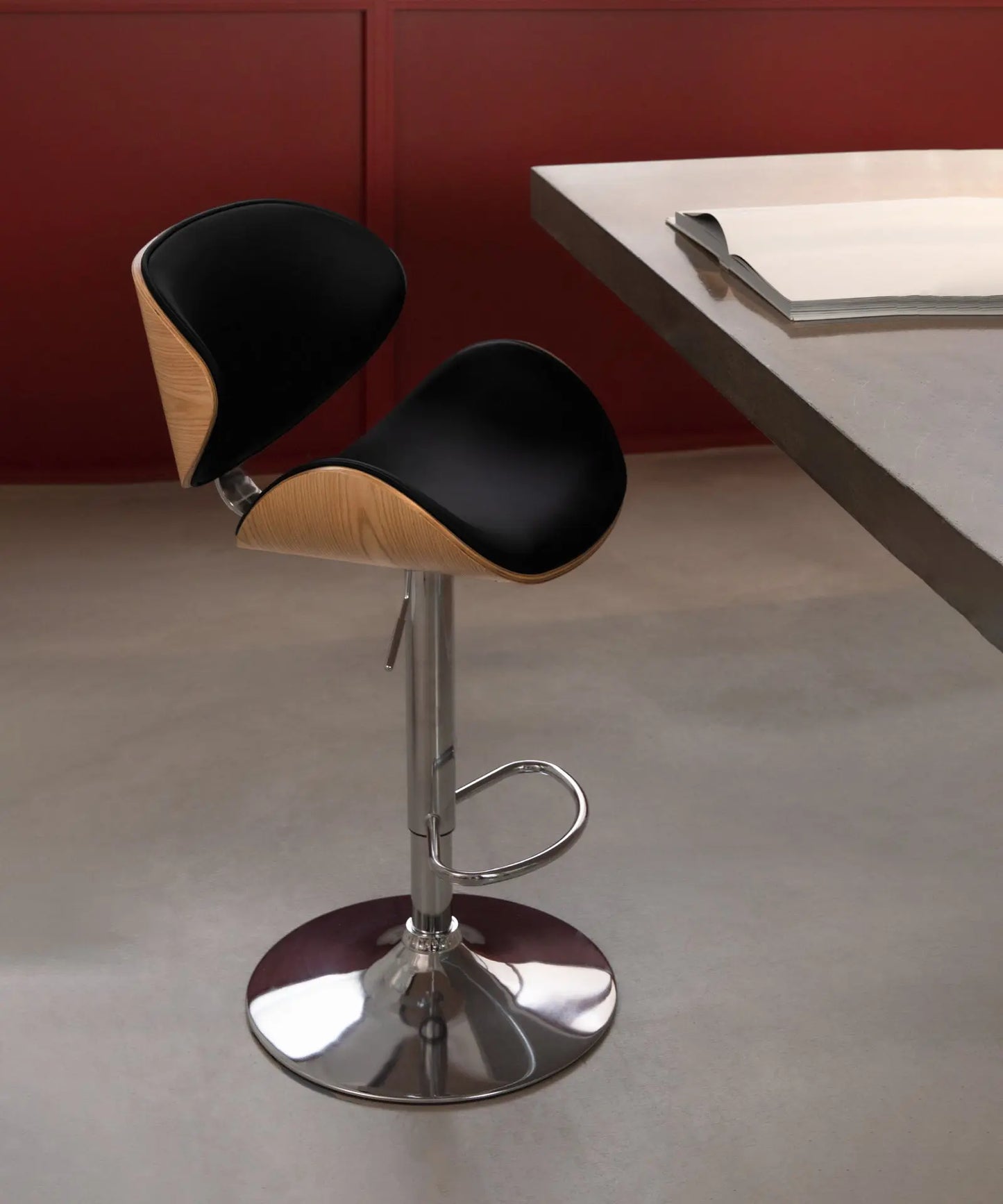 42036831092915 Taburete de Madera y Polipiel Regulable Shelley Taburetes Northdeco