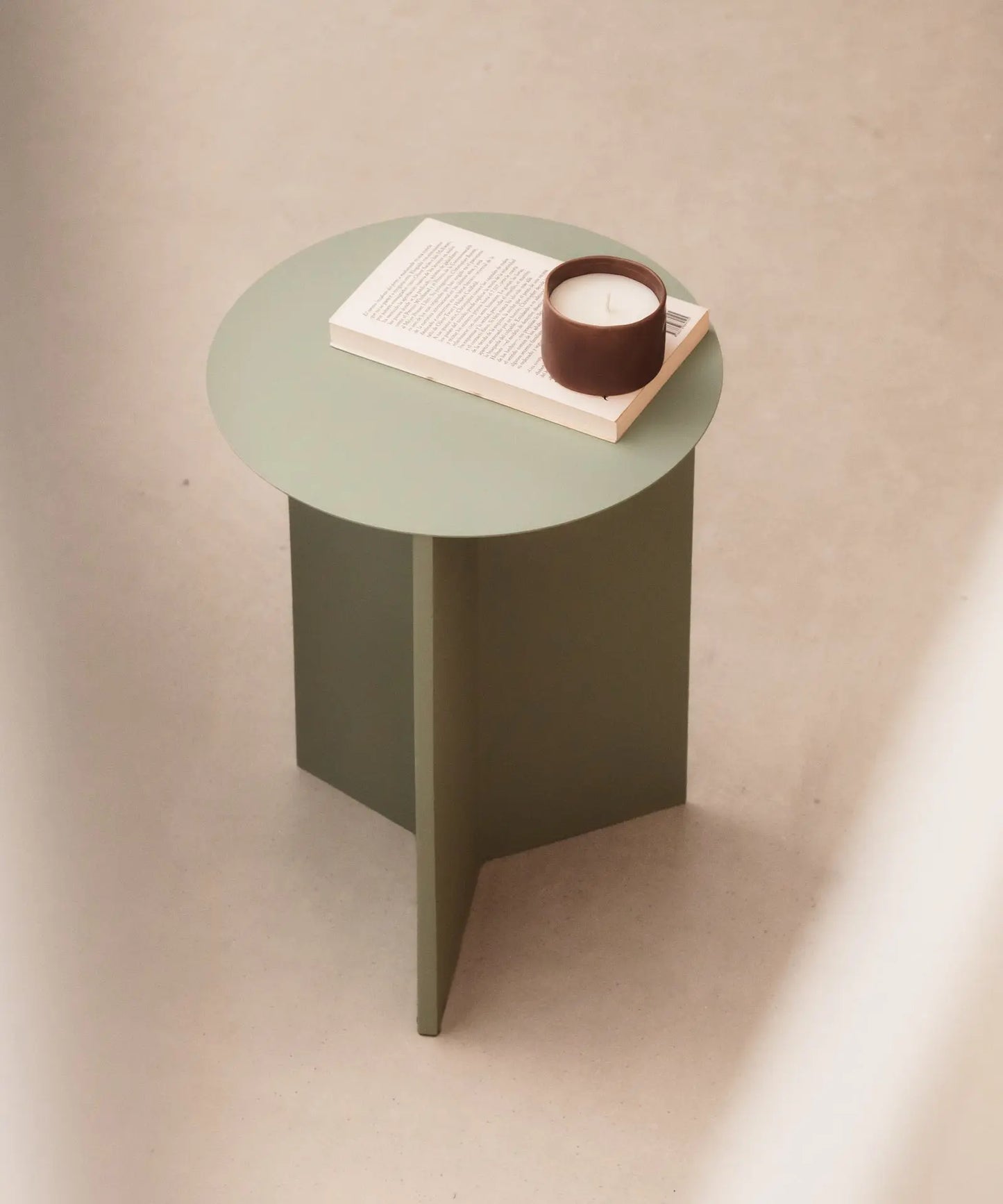 55689170256258 Mesita auxiliar de metal Aiden (47x35 cm) Mesas Auxiliares Northdeco