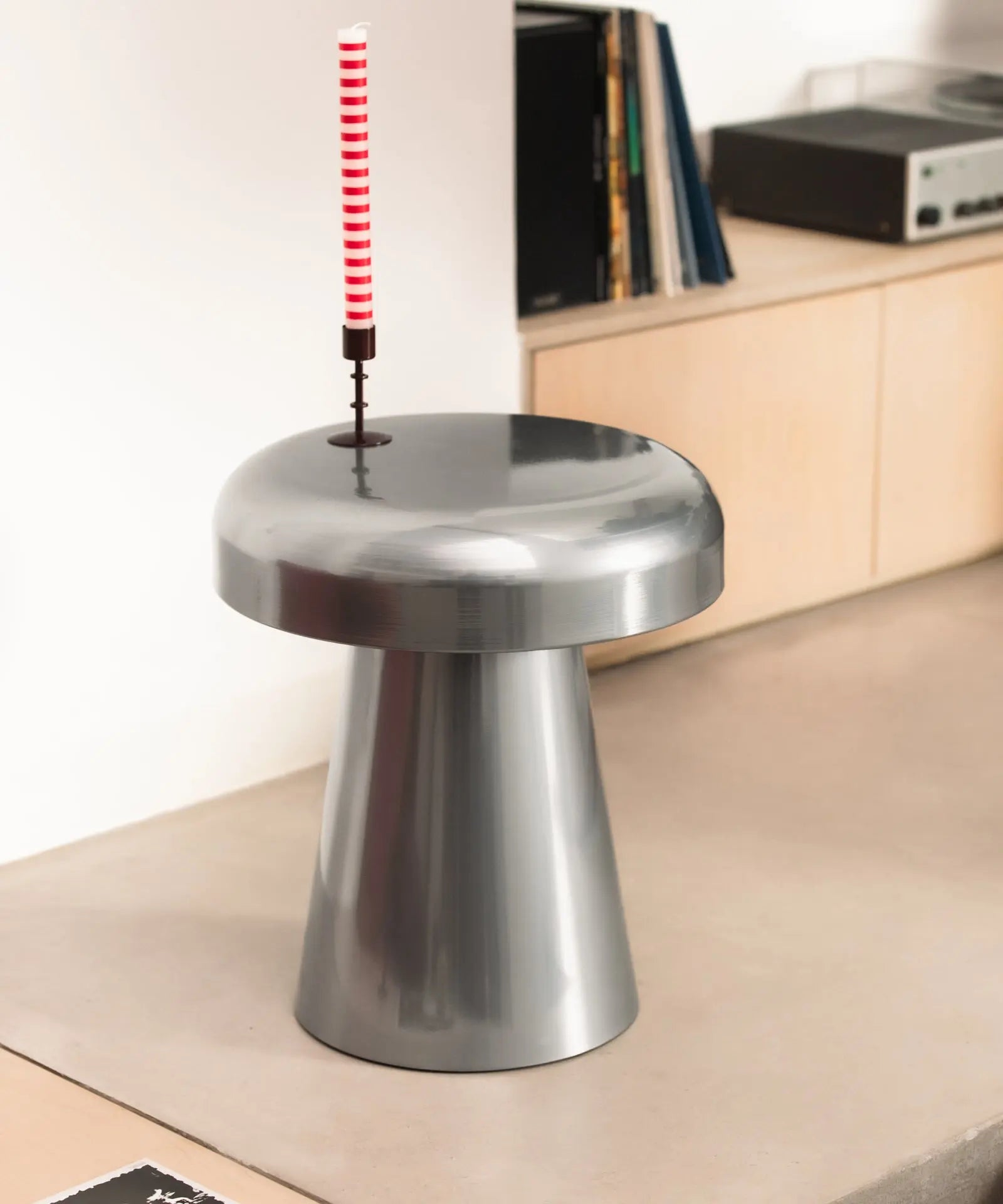 55689221636482 Mesa Auxiliar de Metal Mush (40x46 cm) Mesas Auxiliares Northdeco