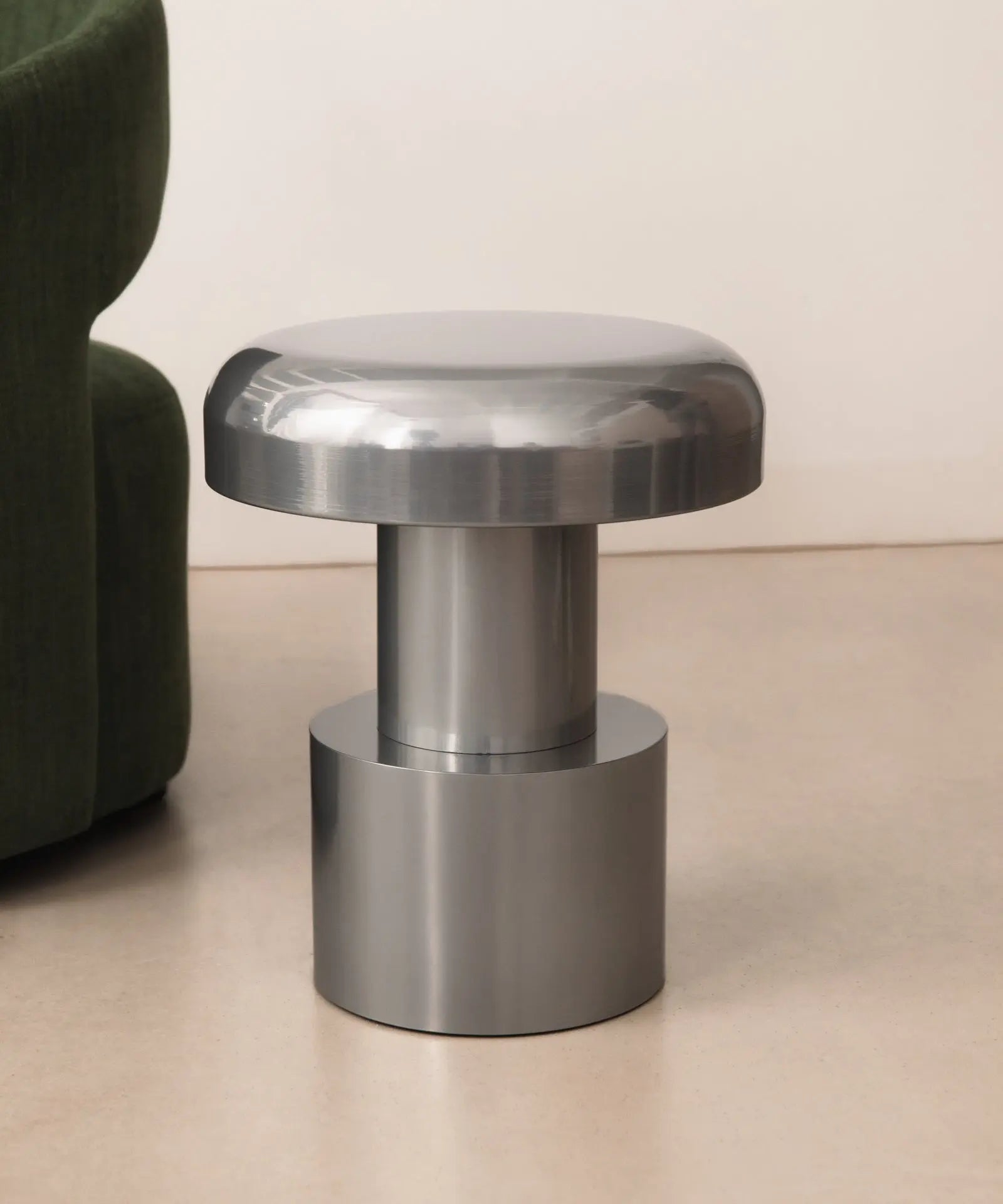 55691012800898 Mesa Auxiliar de Metal Dome (40x47 cm) Mesas Auxiliares Northdeco