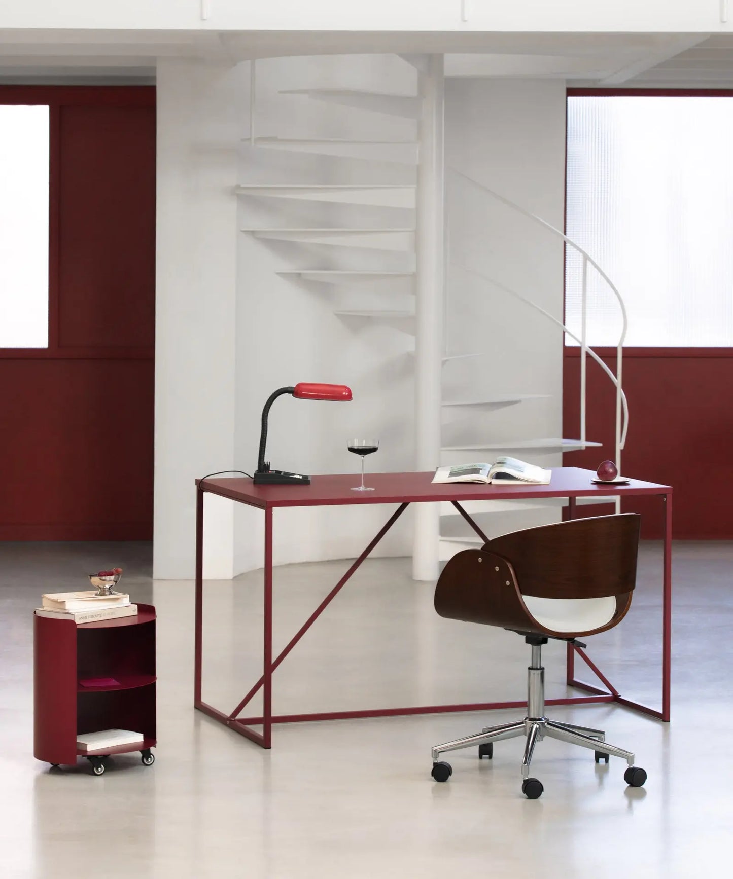 55822972912002 Mesa de Escritorio en Acero Laminado Varek Mesas Northdeco