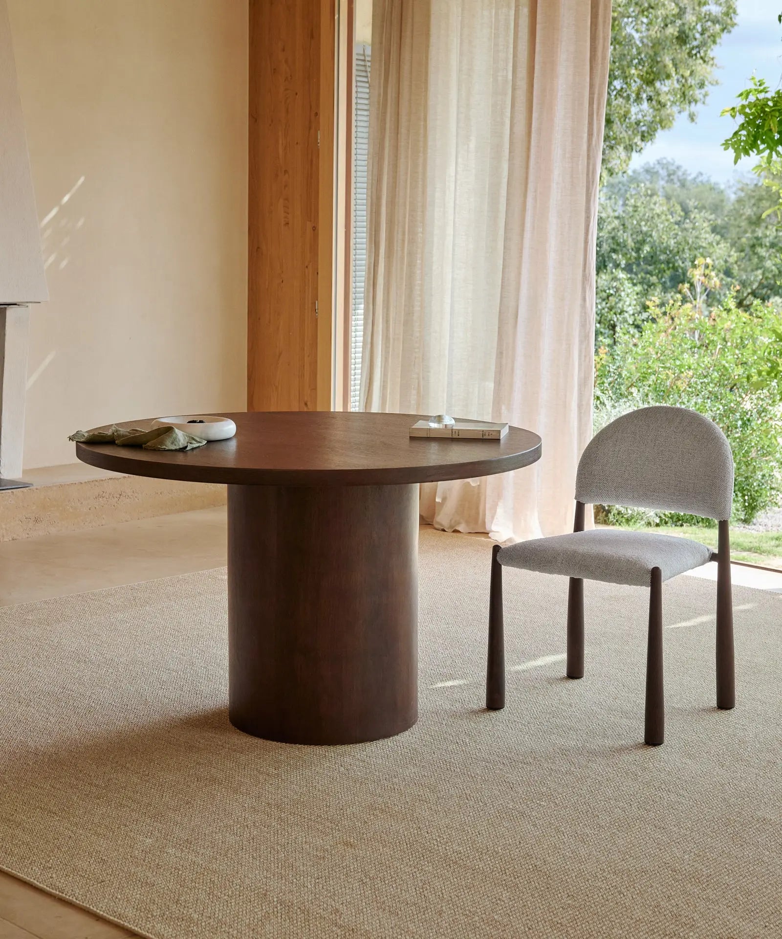 Mesa de Comedor Redonda en Madera Jolie (120 cm) Mesas de Madera Northdeco