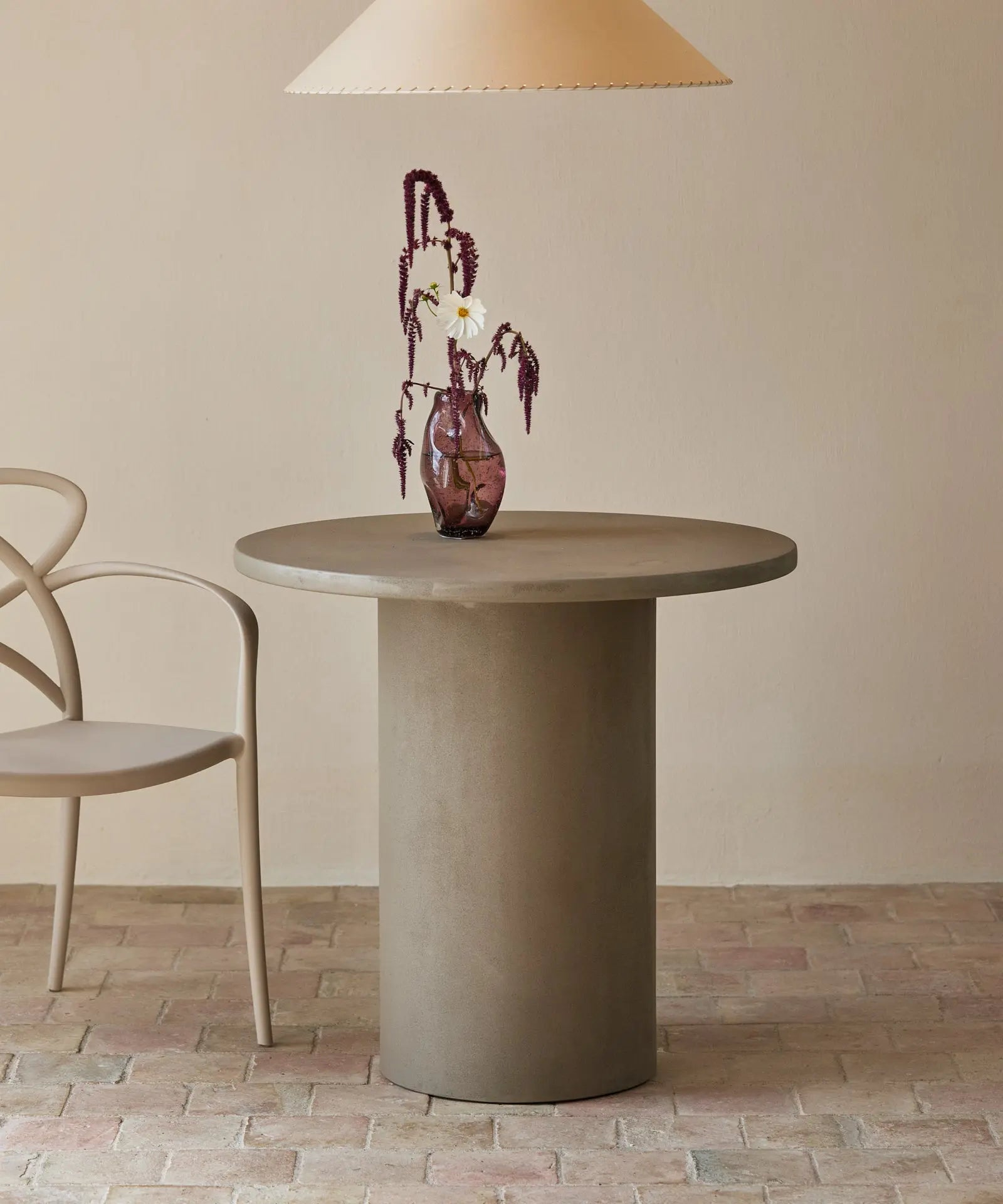 55283756302722 Mesa de Comedor Redonda en Microcemento Argo (80 cm) Mesa de comedor Northdeco