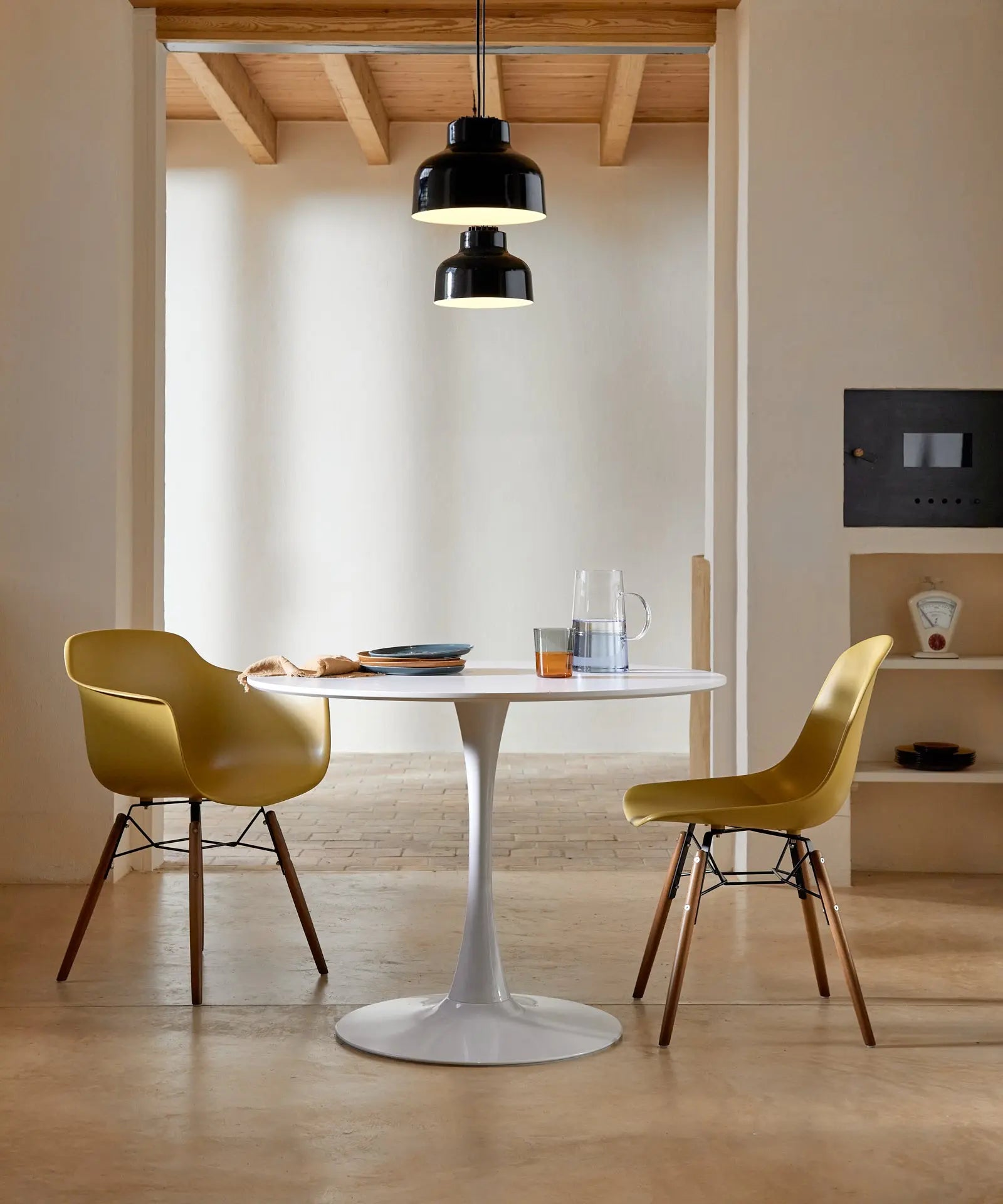 42033017192627 Silla de Polipropileno y Madera Elon Sillas de Plástico Northdeco