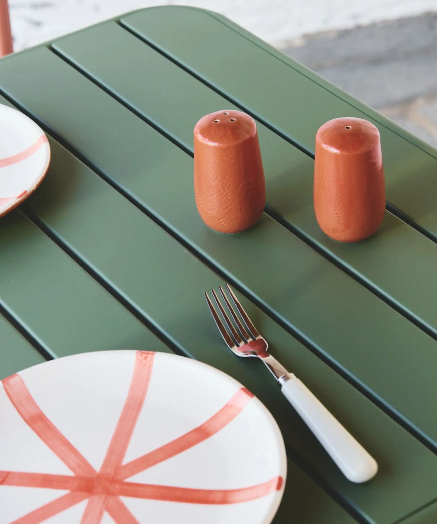 55102314381698 Mesa exterior de metal cuadrada Brisa (70x70 cm) Mesas Northdeco